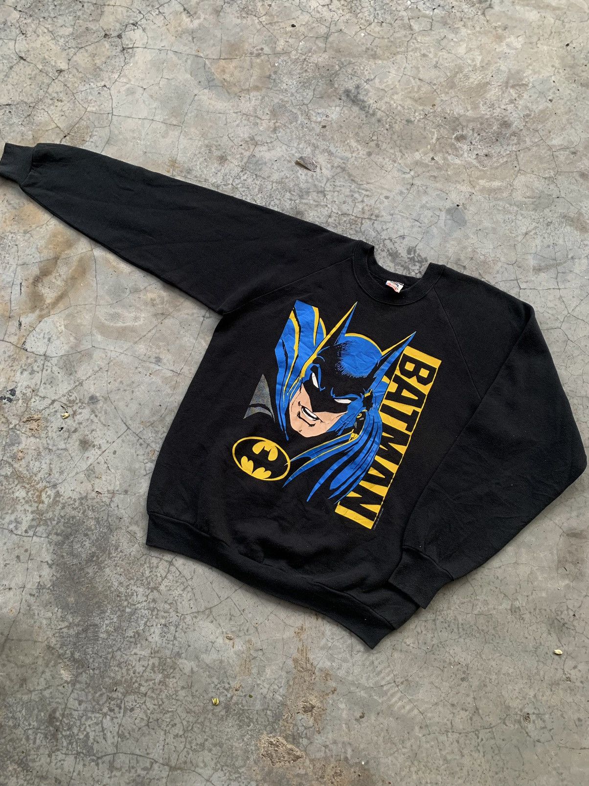 Vintage Crazy Vintage 80's Batman Big Face Sweatshirt Size US XL / EU 56 / 4 - 1 Thumbnail