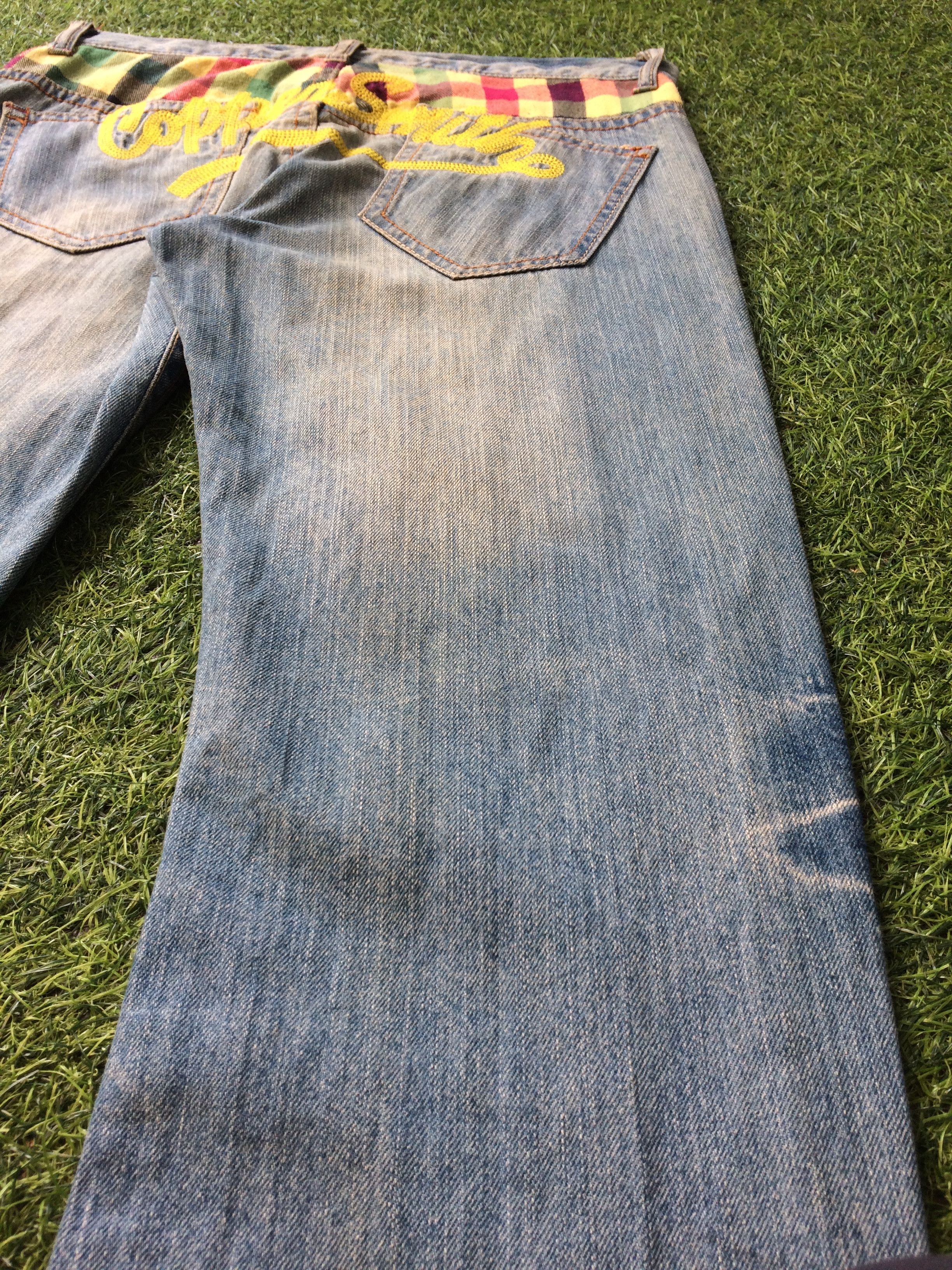 Japanese Brand Japan Spell Out Embroidered Distressed Jeans #D-481 Size US 31 - 8 Thumbnail