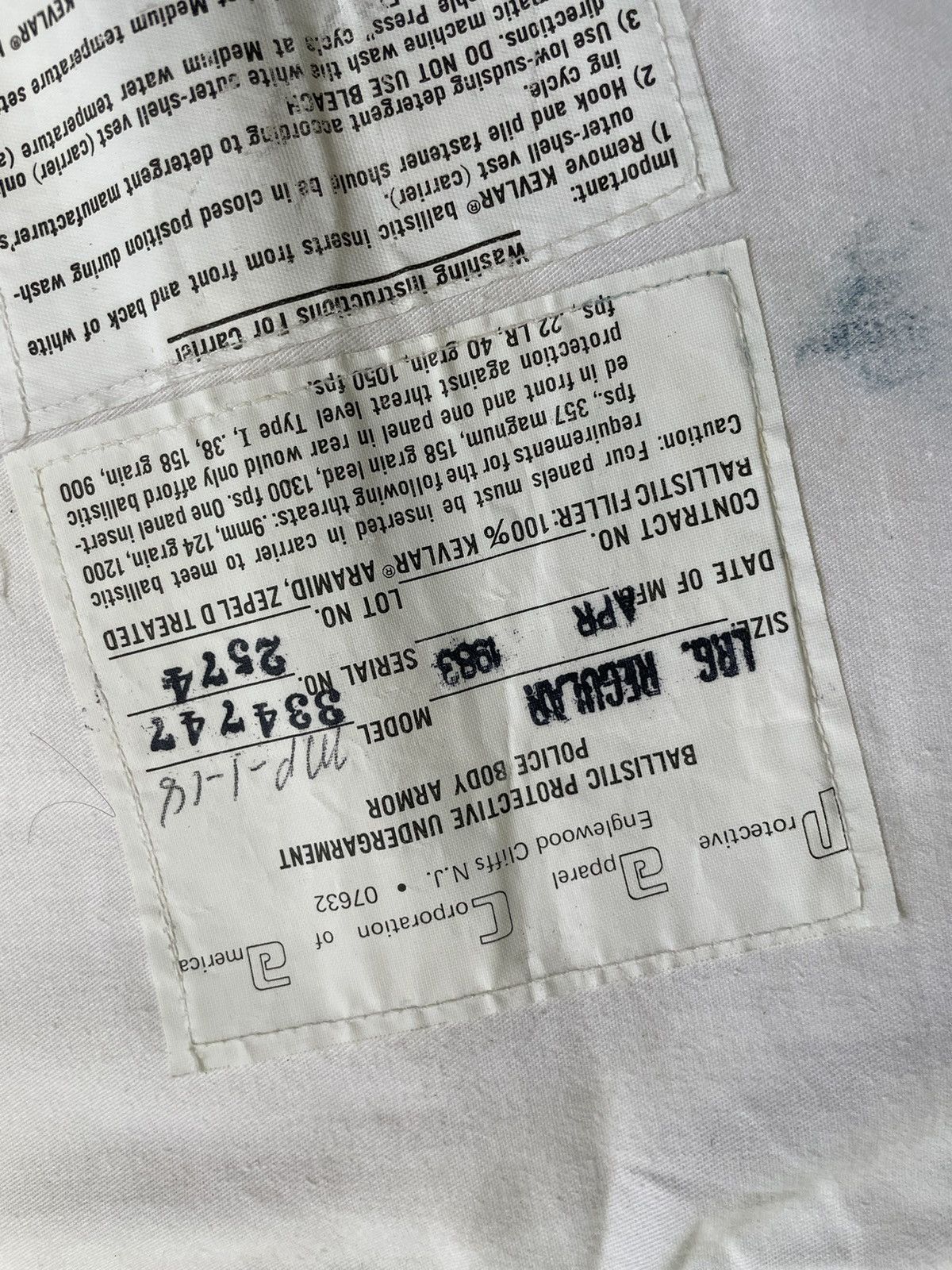 Vintage Ballistic Vest White Size US M / EU 48-50 / 2 - 15 Thumbnail