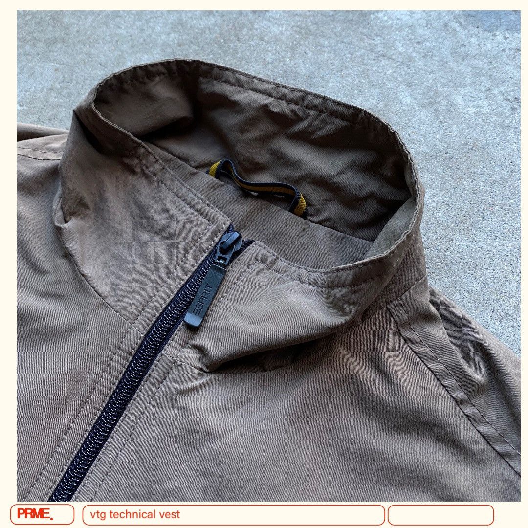 Esprit × Vintage vintage Y2K ESPRIT Technical zip-up vest Size US M / EU 48-50 / 2 - 13 Thumbnail
