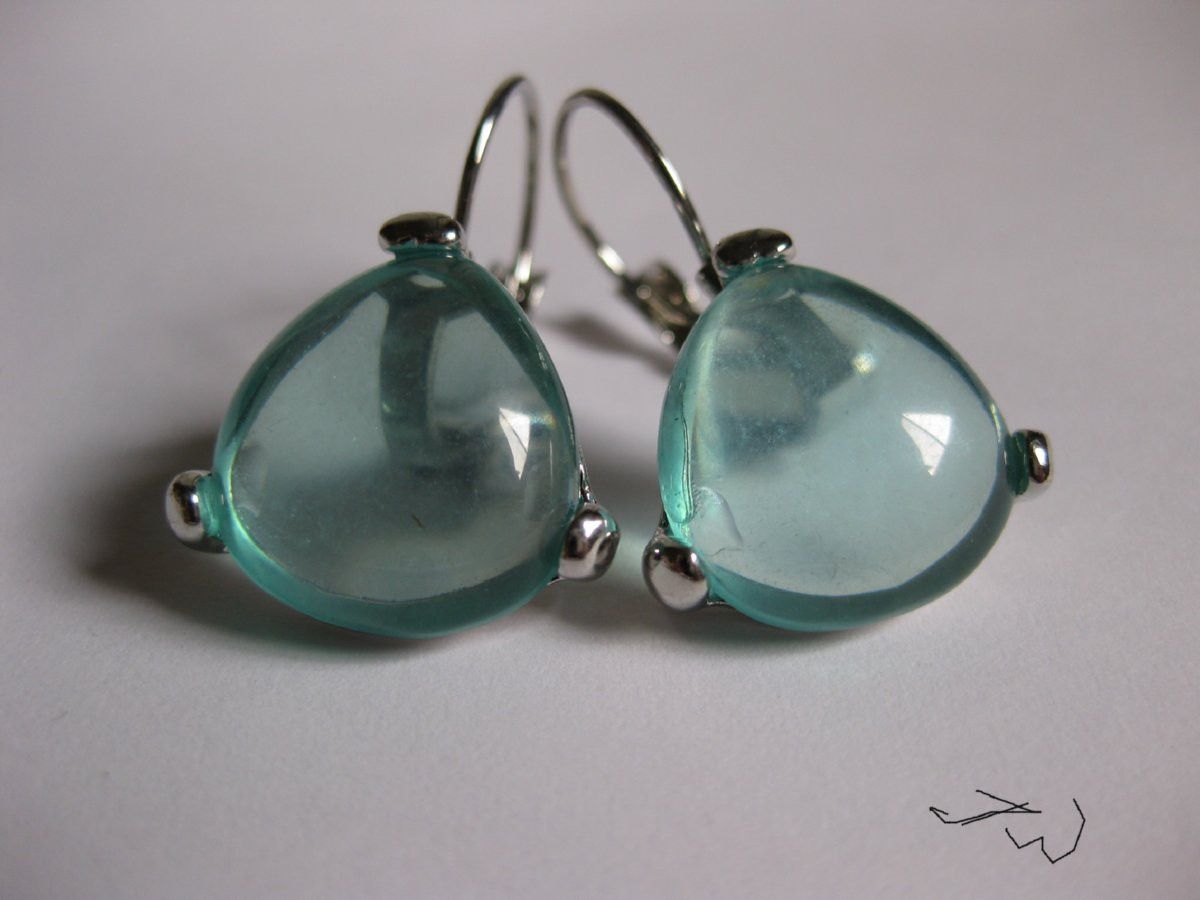 Handmade Ocean Green Crystal Bead Hoop Clip-on Earrings Size ONE SIZE - 1 Thumbnail