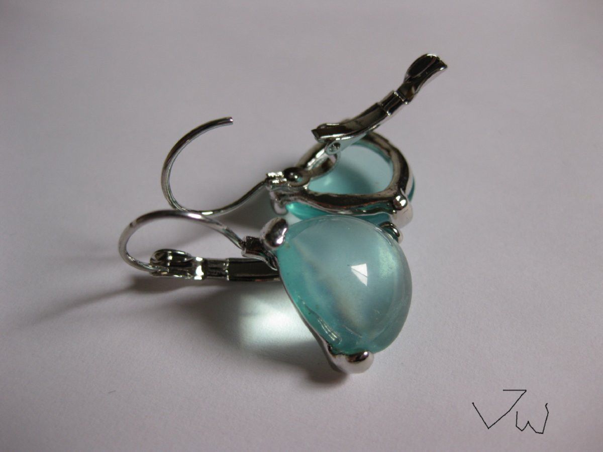 Handmade Ocean Green Crystal Bead Hoop Clip-on Earrings Size ONE SIZE - 4 Thumbnail