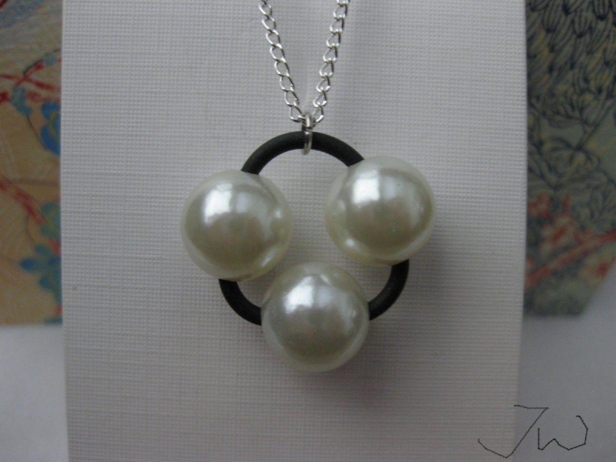 Handmade 3 pearl beads chain necklace Size ONE SIZE - 4 Thumbnail