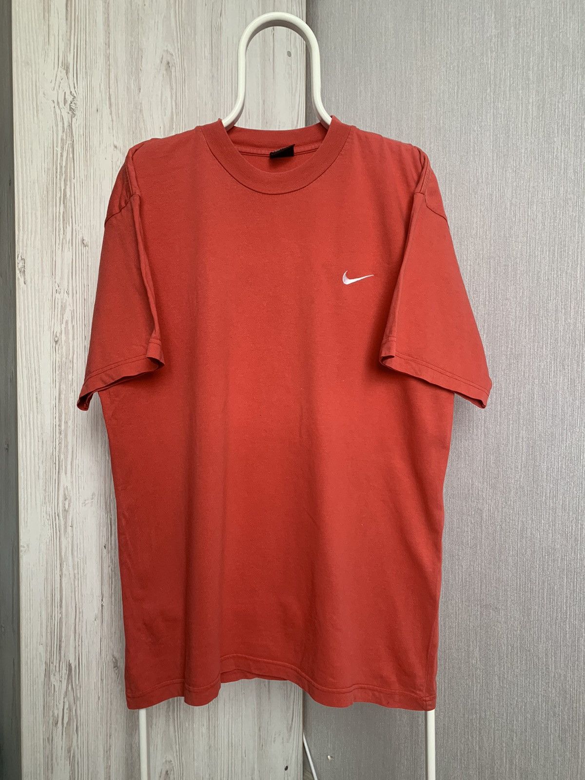 Nike Vintage 90s Nike t-shirt Y2K retro rare hype Size US XL / EU 56 / 4 - 5 Thumbnail