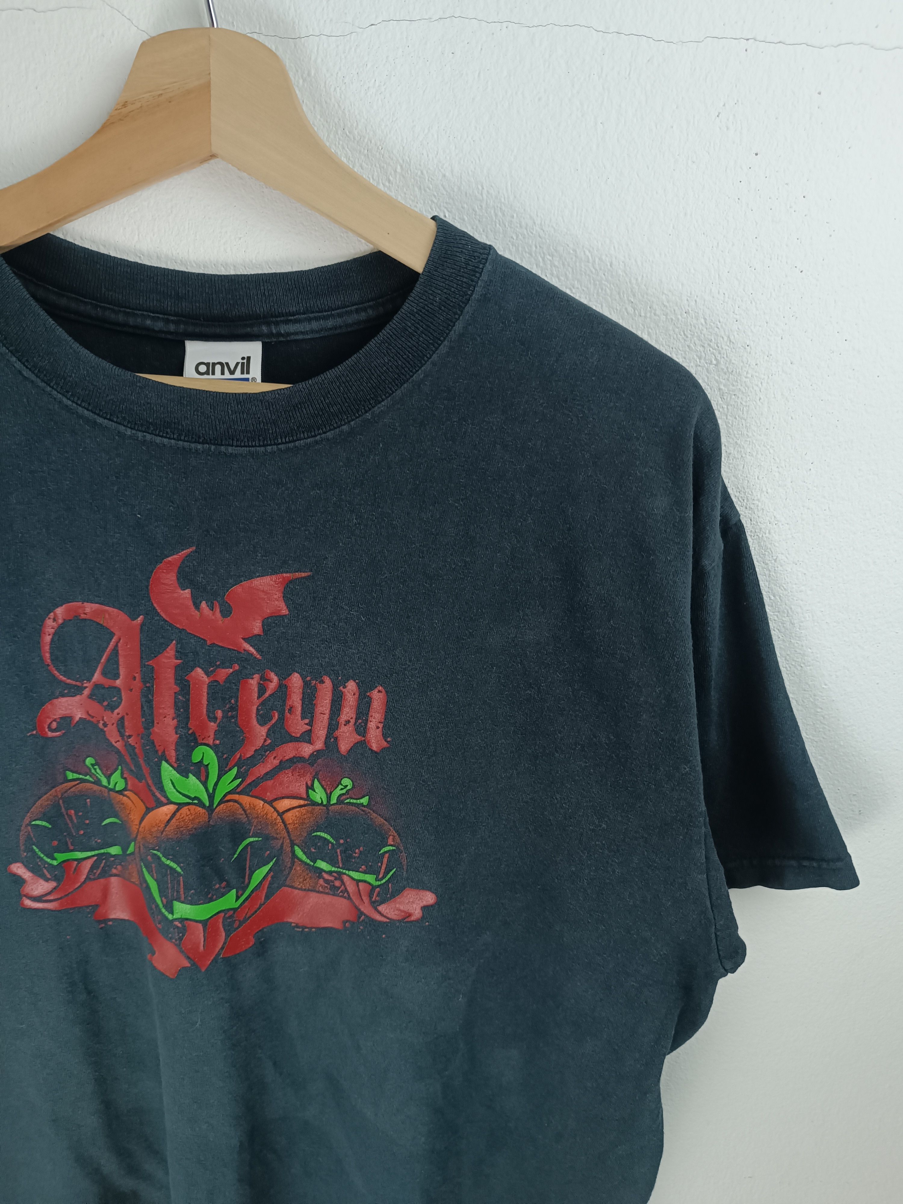 Band Tees VINTAGE Y2K ATREYU (jinjer bullet valentine motionless) Size US L / EU 52-54 / 3 - 7 Thumbnail