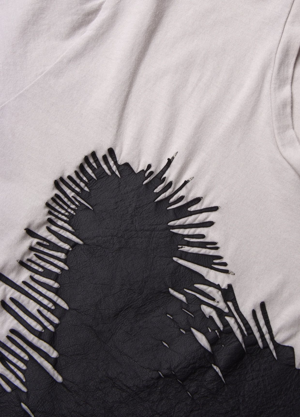 Balenciaga Balenciaga Tee Shirt Top Size US S / EU 44-46 / 1 - 4 Thumbnail