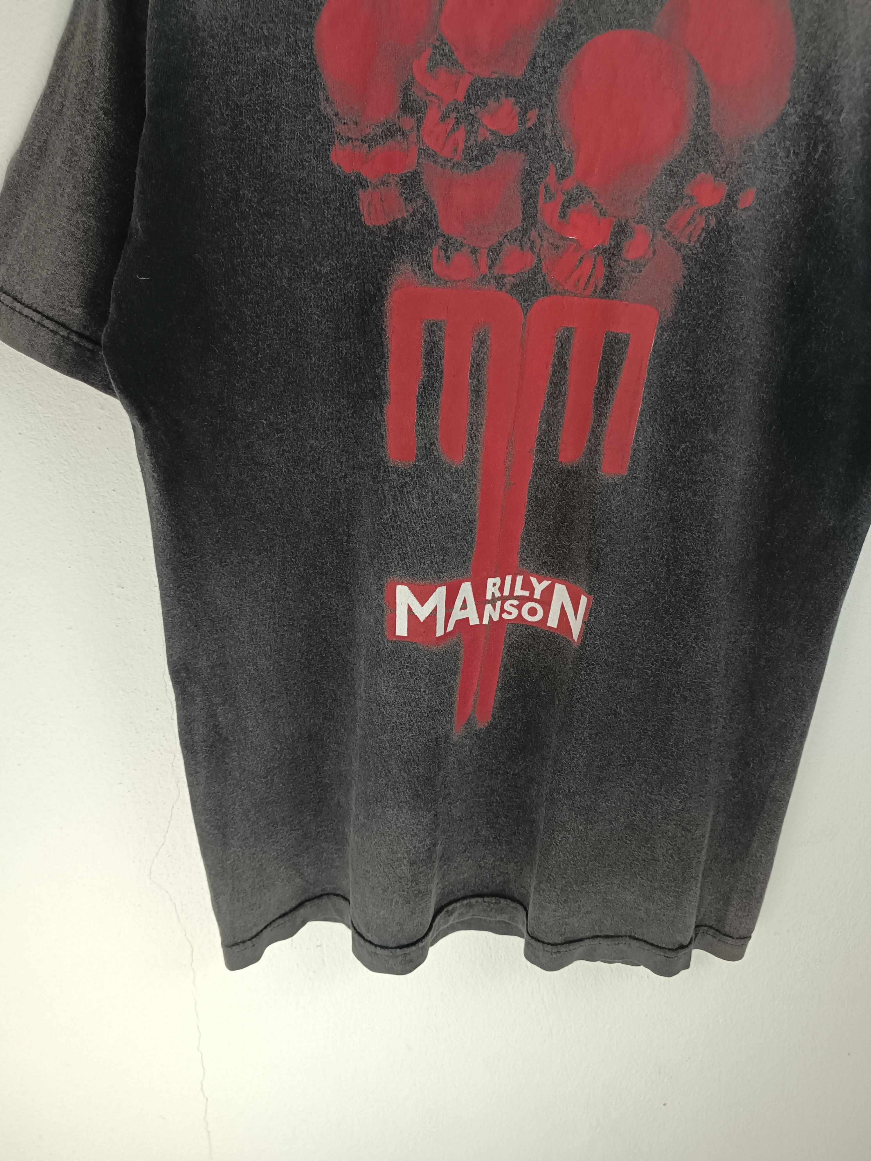 Band Tees THRASHED FADED VINTAGE MARILYN MANSON RARE bowie slipknot Size US M / EU 48-50 / 2 - 6 Thumbnail
