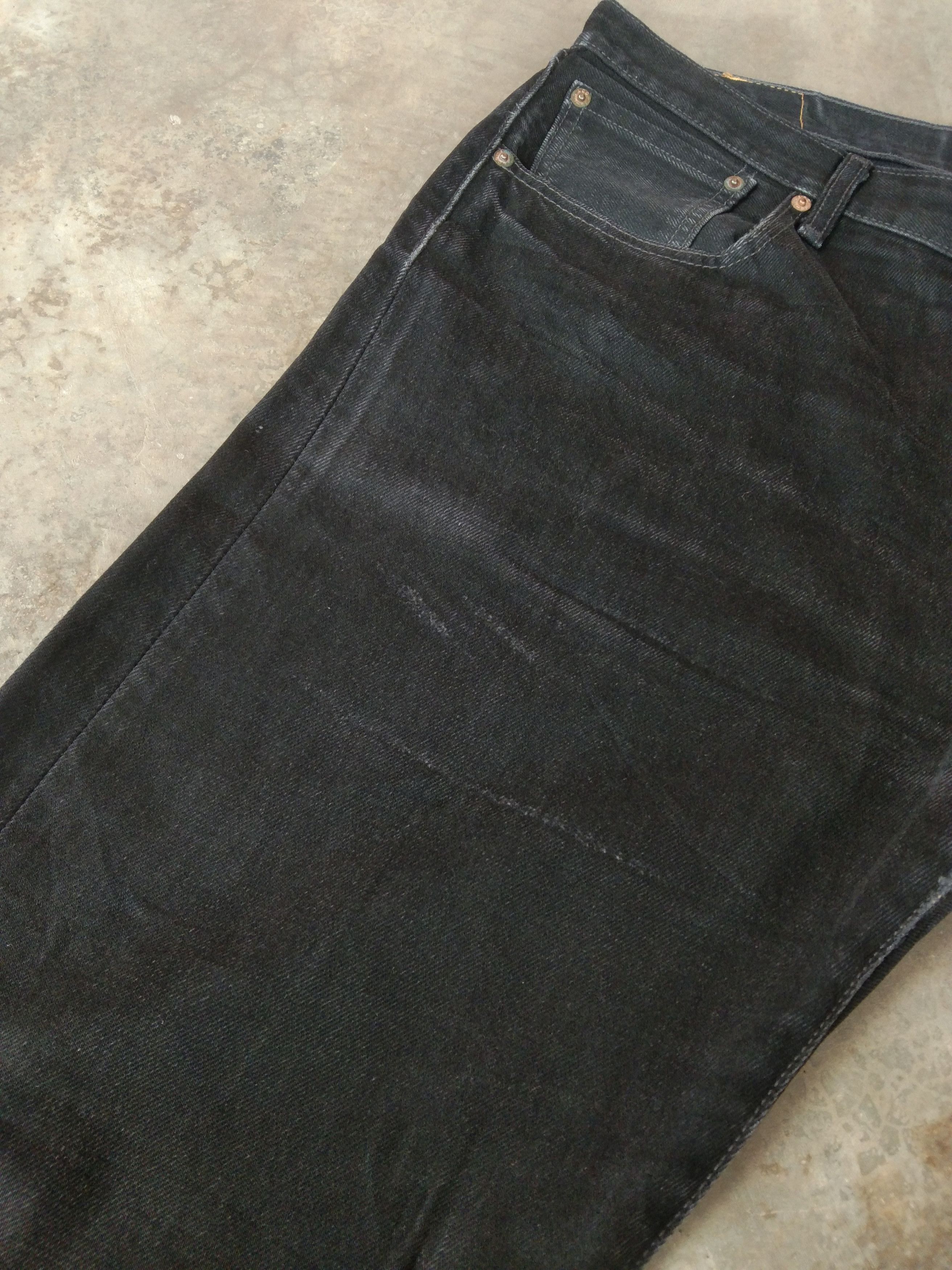 Levi's Vintage Levi's 501 Black Straight Leg Distressed Jeans 36x30 Size US 36 / EU 52 - 7 Thumbnail