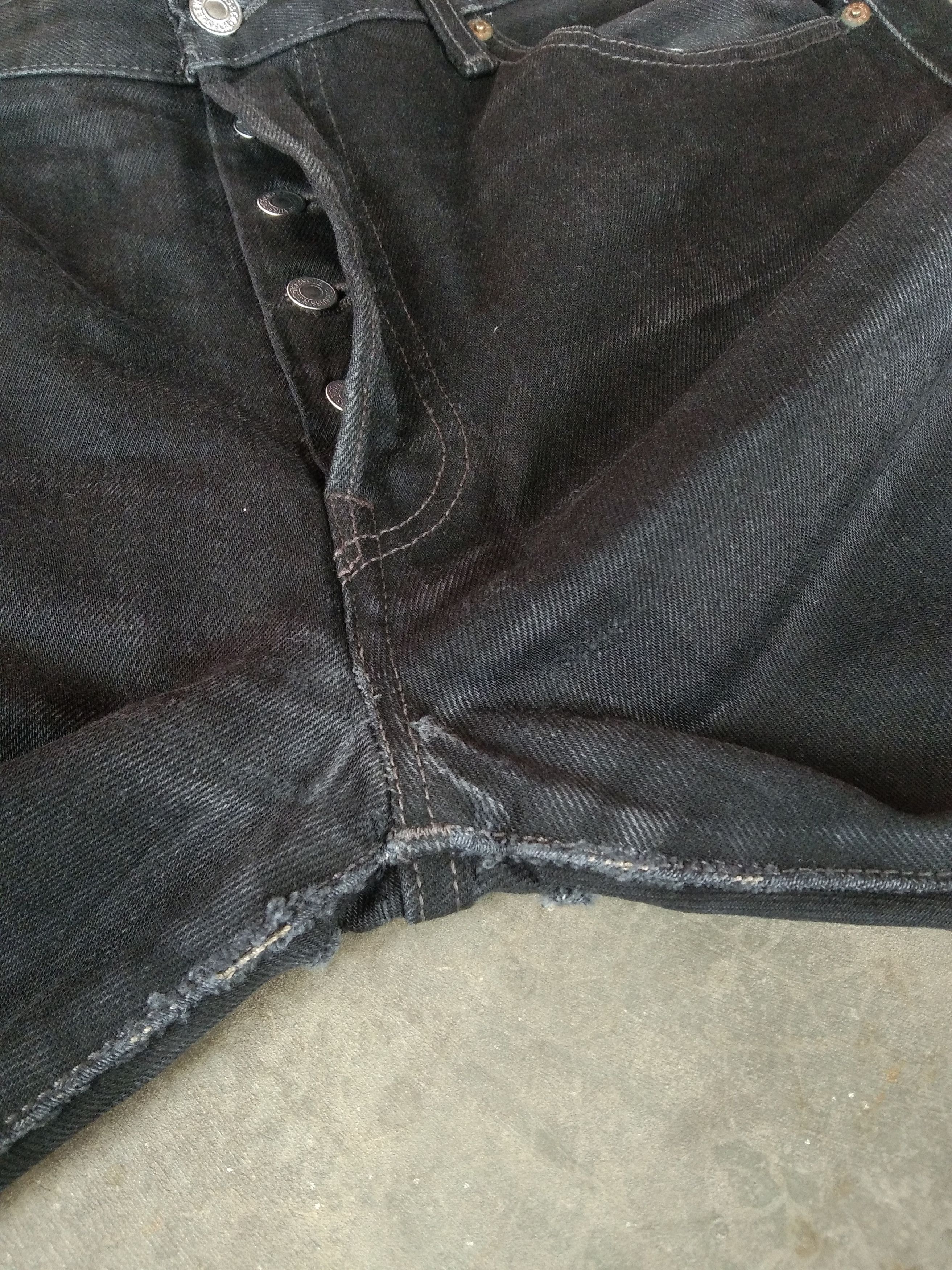 Levi's Vintage Levi's 501 Black Straight Leg Distressed Jeans 36x30 Size US 36 / EU 52 - 6 Thumbnail