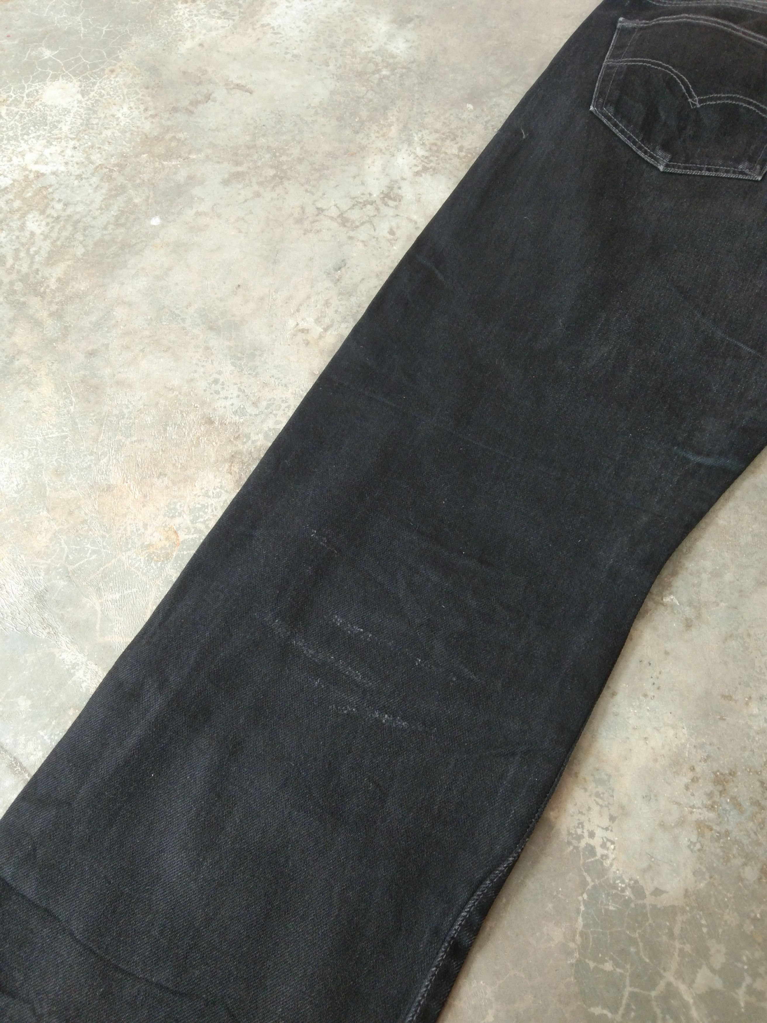 Levi's Vintage Levi's 501 Black Straight Leg Distressed Jeans 36x30 Size US 36 / EU 52 - 3 Thumbnail