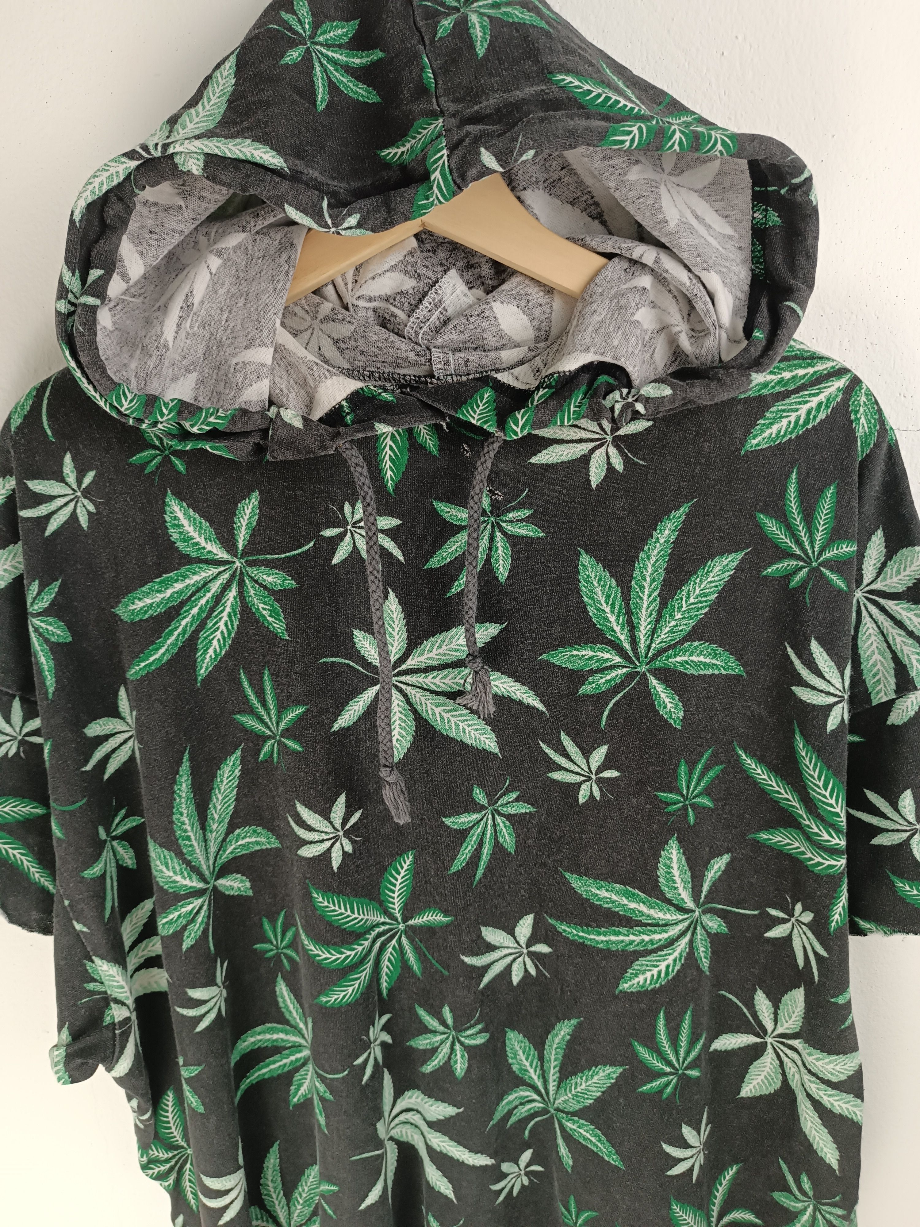 Other VINTAGE 90'S SAND LOVER'S BEACHES SUMMER DASHIKI HOODIE Size US L / EU 52-54 / 3 - 13 Thumbnail