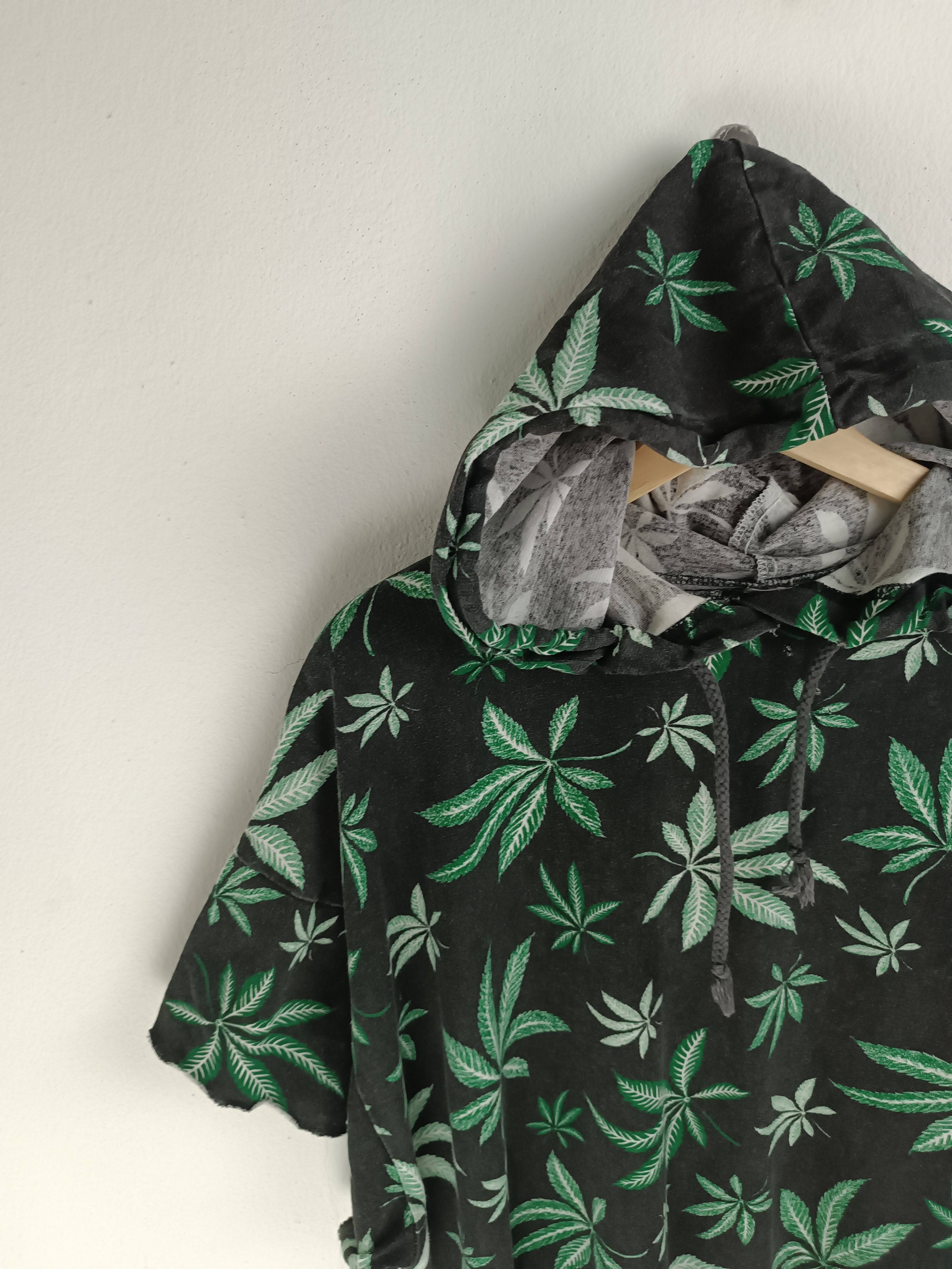 Other VINTAGE 90'S SAND LOVER'S BEACHES SUMMER DASHIKI HOODIE Size US L / EU 52-54 / 3 - 5 Thumbnail