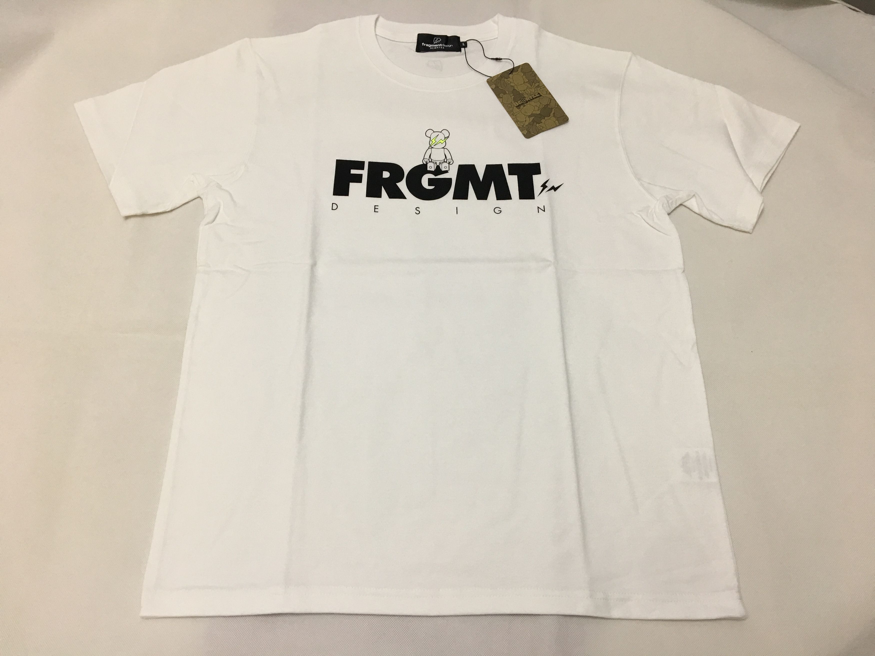 Fragment Design Fragment Design Bearbrick BE@RTEE Tee White Large Size US L / EU 52-54 / 3 - 2 Thumbnail