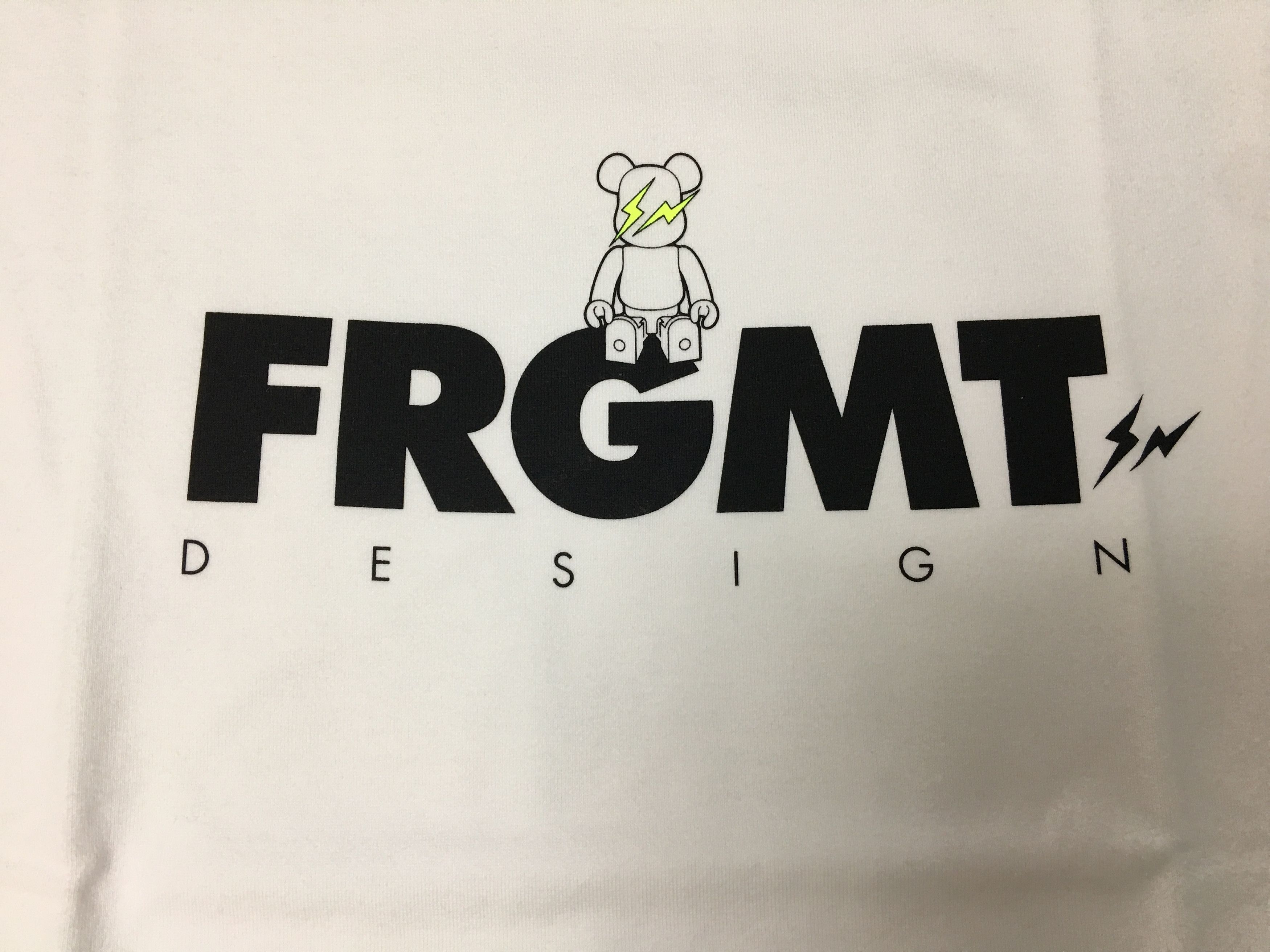 Fragment Design Fragment Design Bearbrick BE@RTEE Tee White Large Size US L / EU 52-54 / 3 - 3 Thumbnail