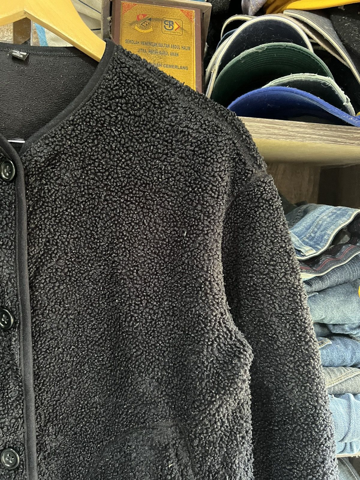 Japanese Brand 🔥Uniqlo Deep Pile Sherpa Jacket Size US M / EU 48-50 / 2 - 5 Thumbnail