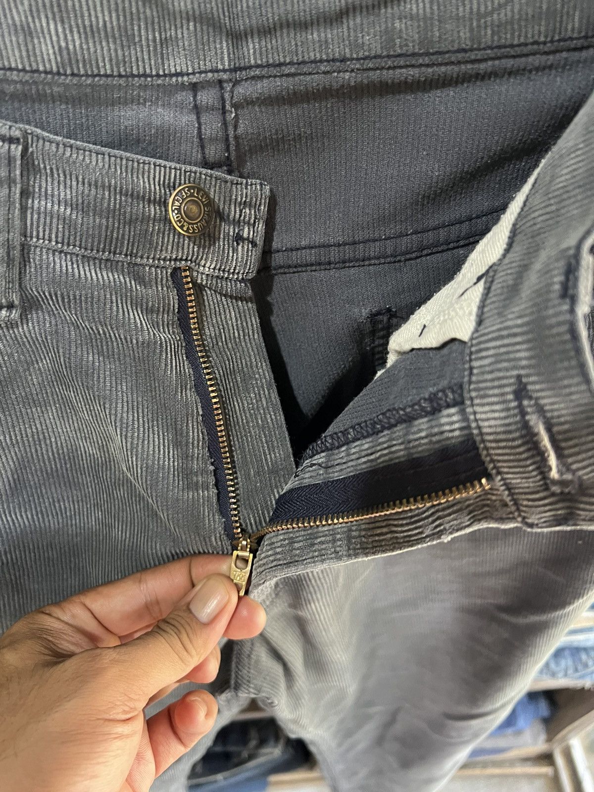 Levi's 🔥Vintage Levis Corduroy Distressed Denim Size US 32 / EU 48 - 9 Thumbnail
