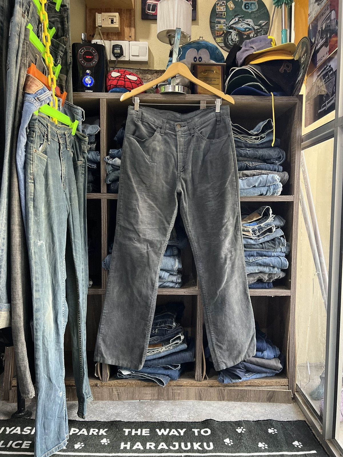 Levi's 🔥Vintage Levis Corduroy Distressed Denim Size US 32 / EU 48 - 1 Thumbnail
