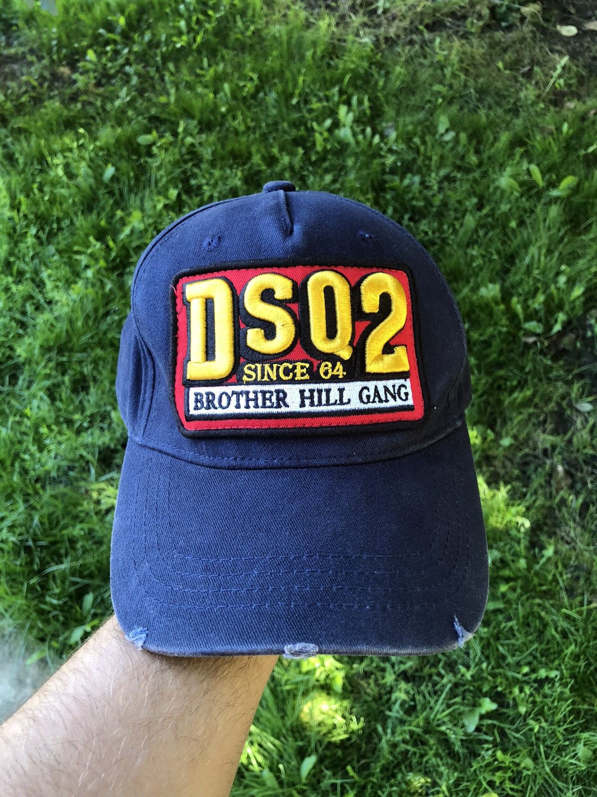 Dsq2 brother hill store gang