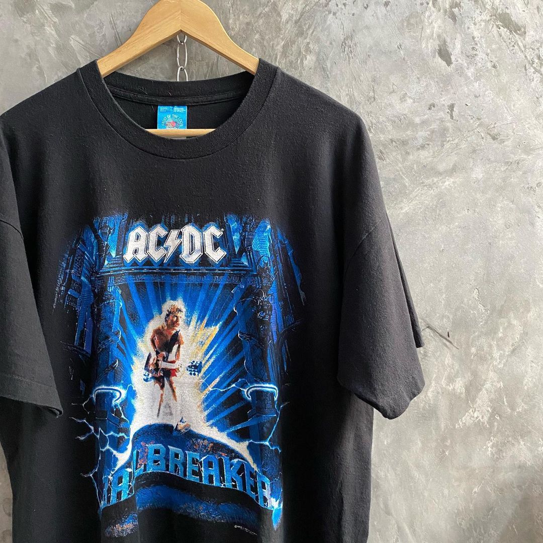 AC/DC × Streetwear × Vintage 90sVintage AC DC Ballbreaker 1996 World ...