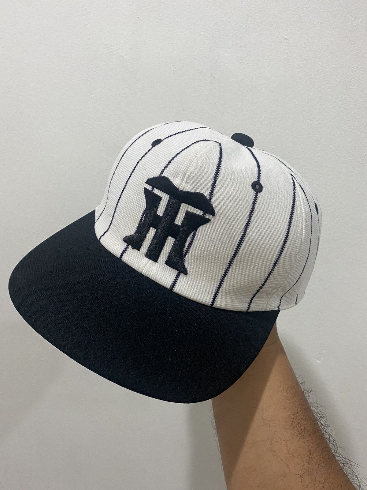 image of Vintage 80’S Henshin Tiger Baseball Hat in Black/White, Men's