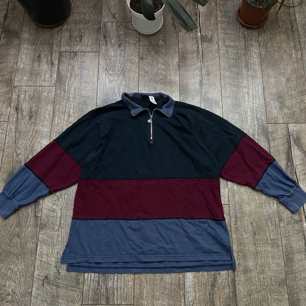 Jordan Brand 90s Nike Air Jordan 1/4 Zip Vintage Faded Long Sleeve Size US L / EU 52-54 / 3 - 2 Thumbnail