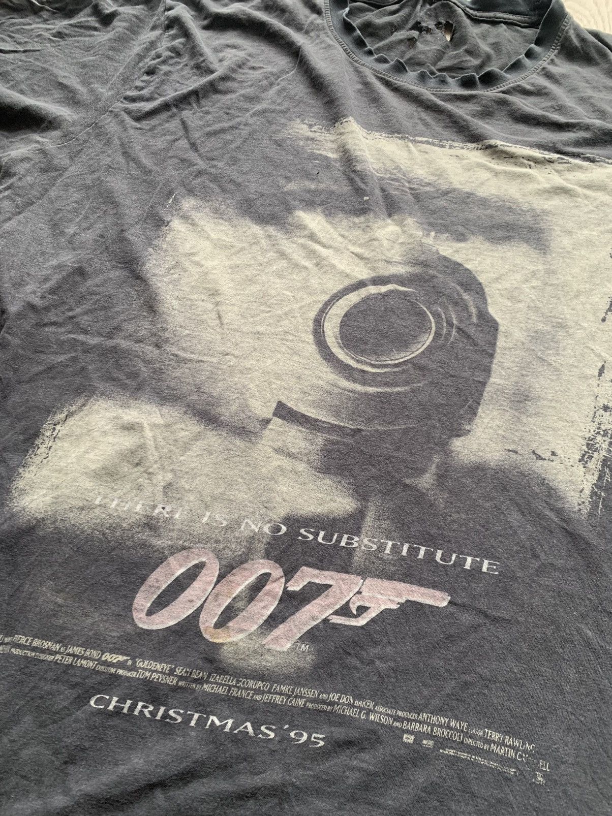 Other 1995 James Bond 007 gun barrel golden eye vintage rare tee Size US XXL / EU 58 / 5 - 6 Thumbnail