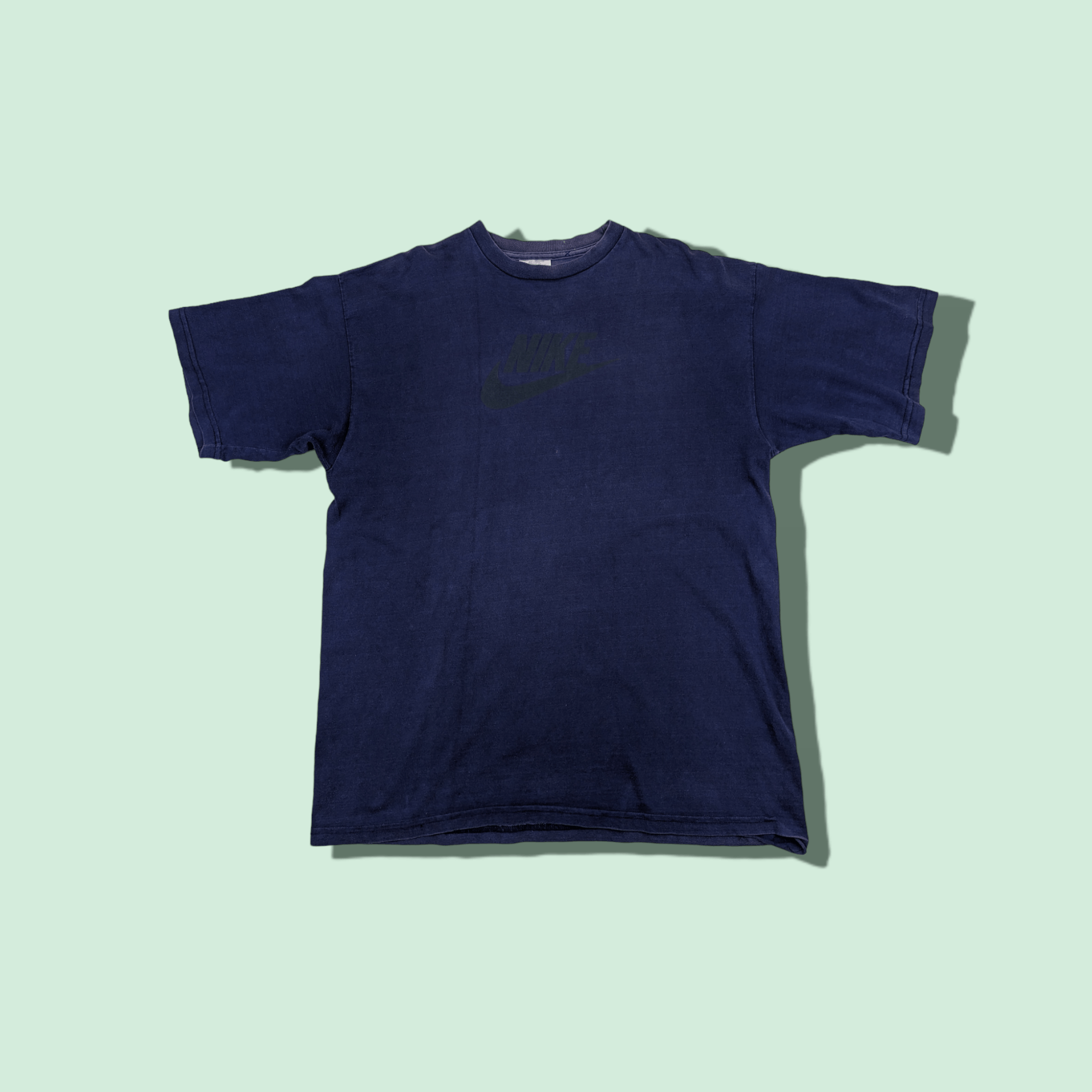 Nike Vintage 90's NIKE Spell Out Made In USA T-Shirt Size US L / EU 52-54 / 3 - 1 Thumbnail