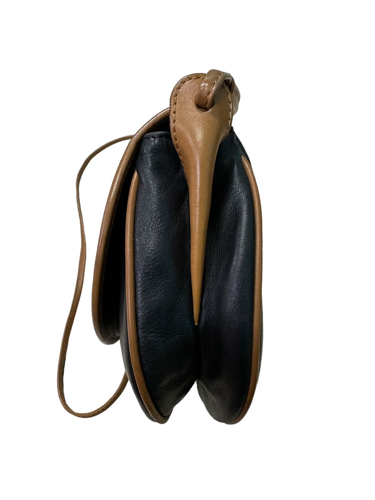 Celine HOT ITEM AUTHENTIC CELINE MINI LEATHER CROSSBODY BAG Size ONE SIZE - 8 Thumbnail