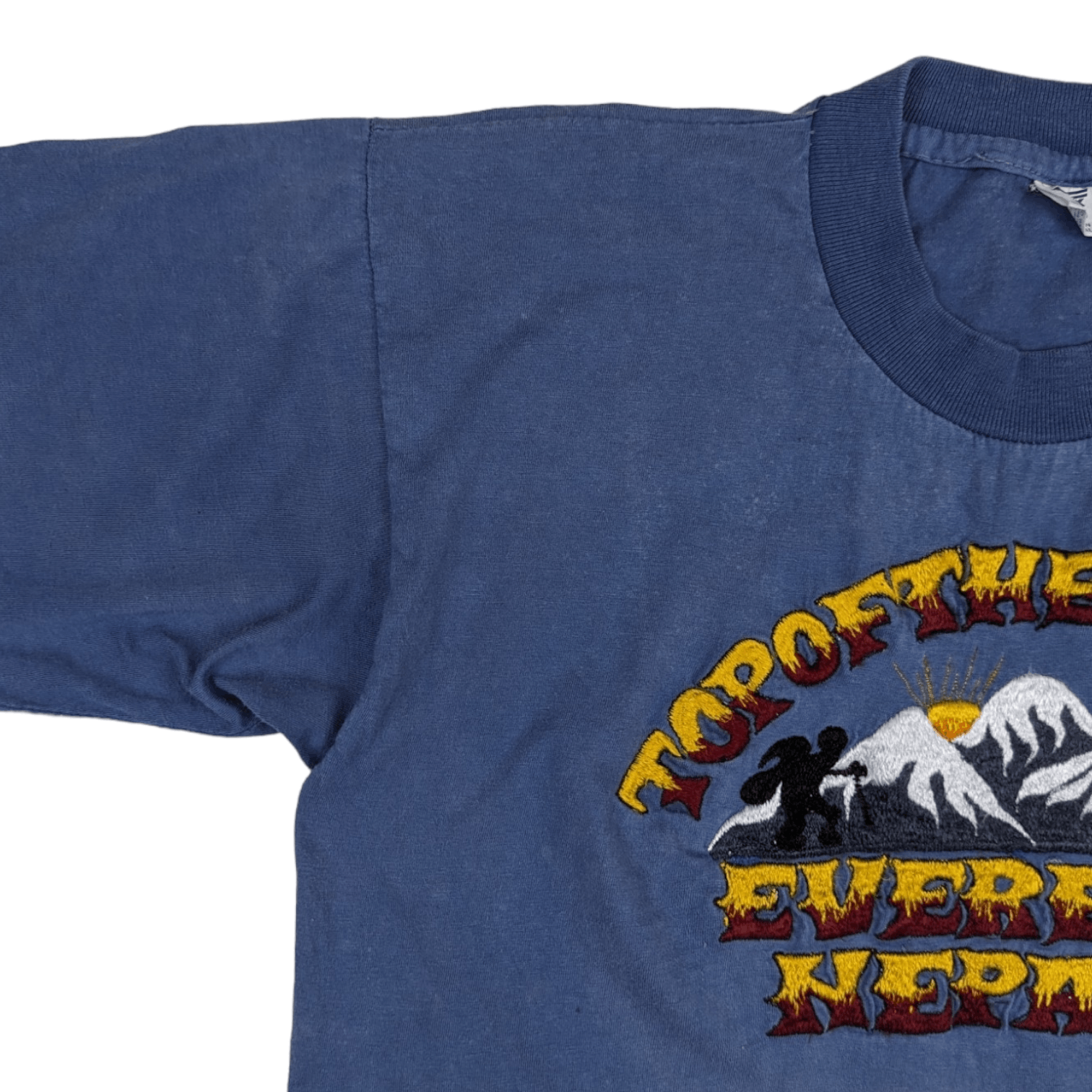 Vintage Vintage 90's MOUNT EVEREST Nepal Single Stitches T-Shirt Size US M / EU 48-50 / 2 - 9 Thumbnail