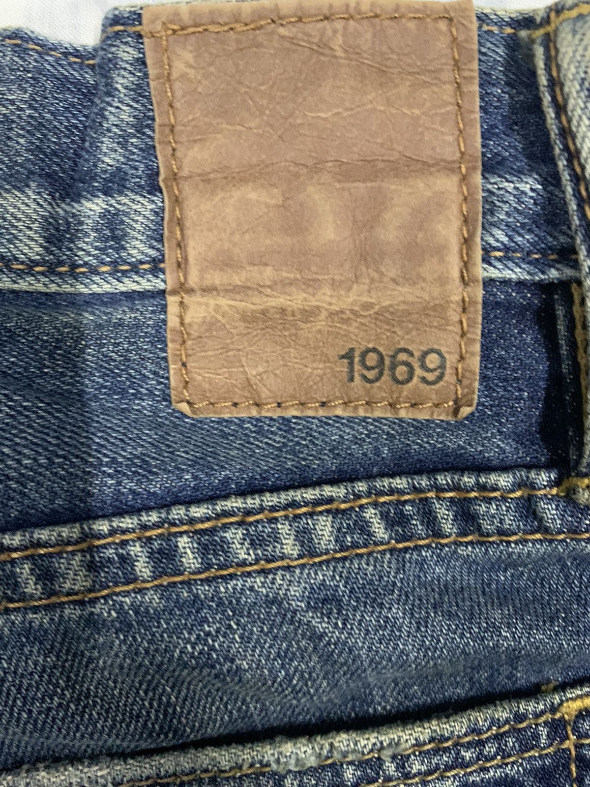 Gap Vintage Gap 1969 Mud Washed Clawmark Grunge Jeans Size US 29 - 15 Thumbnail