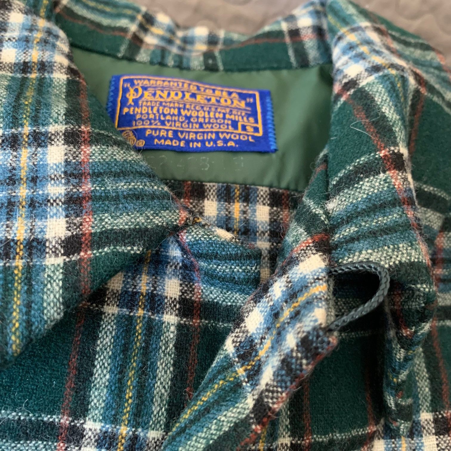 Pendleton 1960s Pendleton Board Shirt Grn Wool Loop Collar Flap Pocket Size US S / EU 44-46 / 1 - 3 Thumbnail