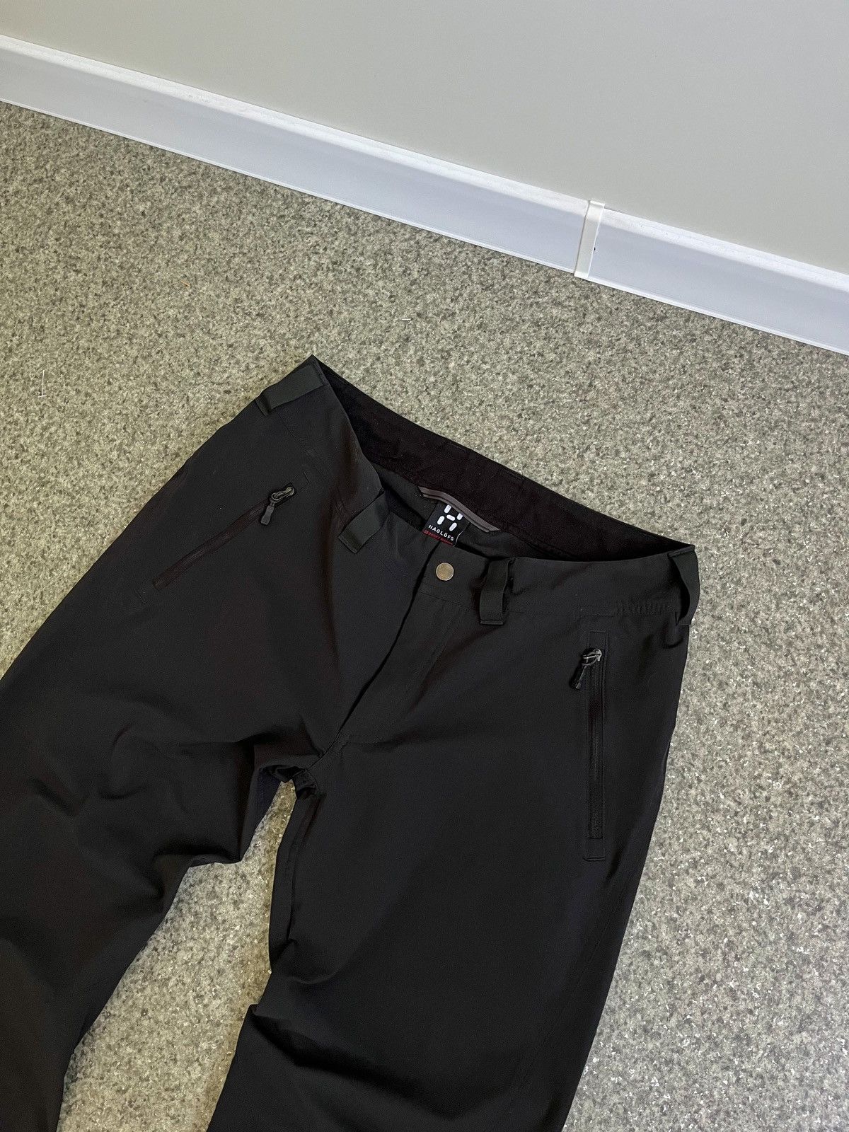 Haglofs × Vintage VINTAGE HAGLOFS TREKKING PANTS WOMENS 38 short Size 26" / US 2 / IT 38 - 4 Thumbnail