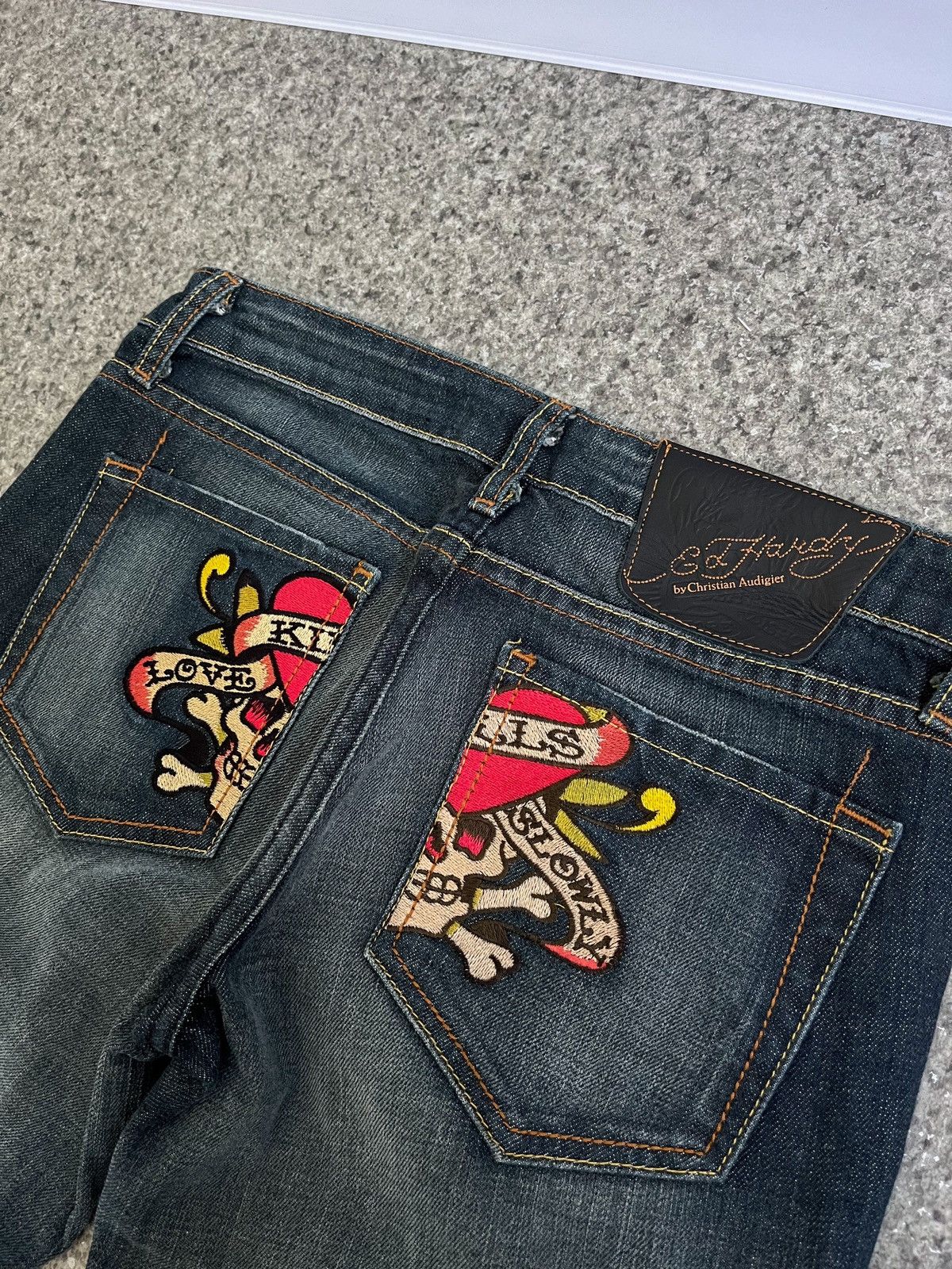 Ed Hardy × Japanese Brand VINTAGE MADE IN USA ED HARDY WOMENS JEANS SIZE 26 Size 26" / US 2 / IT 38 - 4 Thumbnail