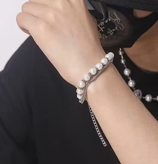 Vintage Vintage pearl chain bracelet Size ONE SIZE - 2 Thumbnail
