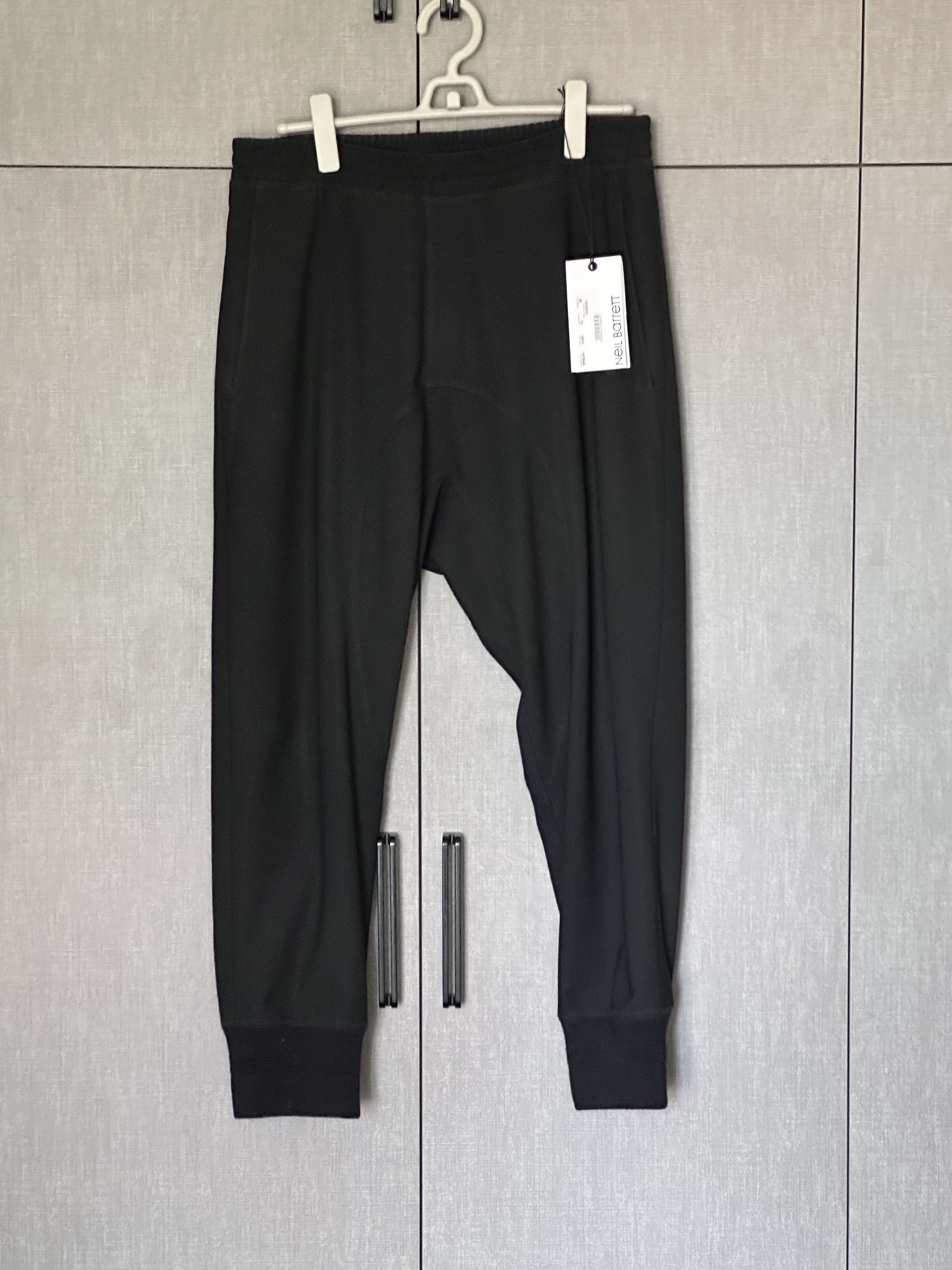Neil Barrett Neil Barrett Cropped Pants Size US 30 / EU 46 - 1 Thumbnail