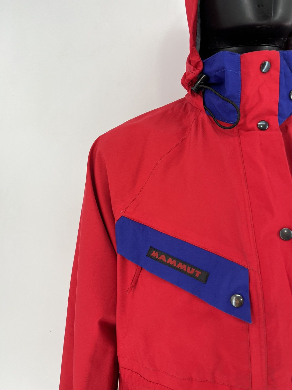 Mammut × Vintage Vintage Mammut Dry Tech Gore Tex Ski Hooded Heavy Jacket Size US S / EU 44-46 / 1 - 7 Thumbnail