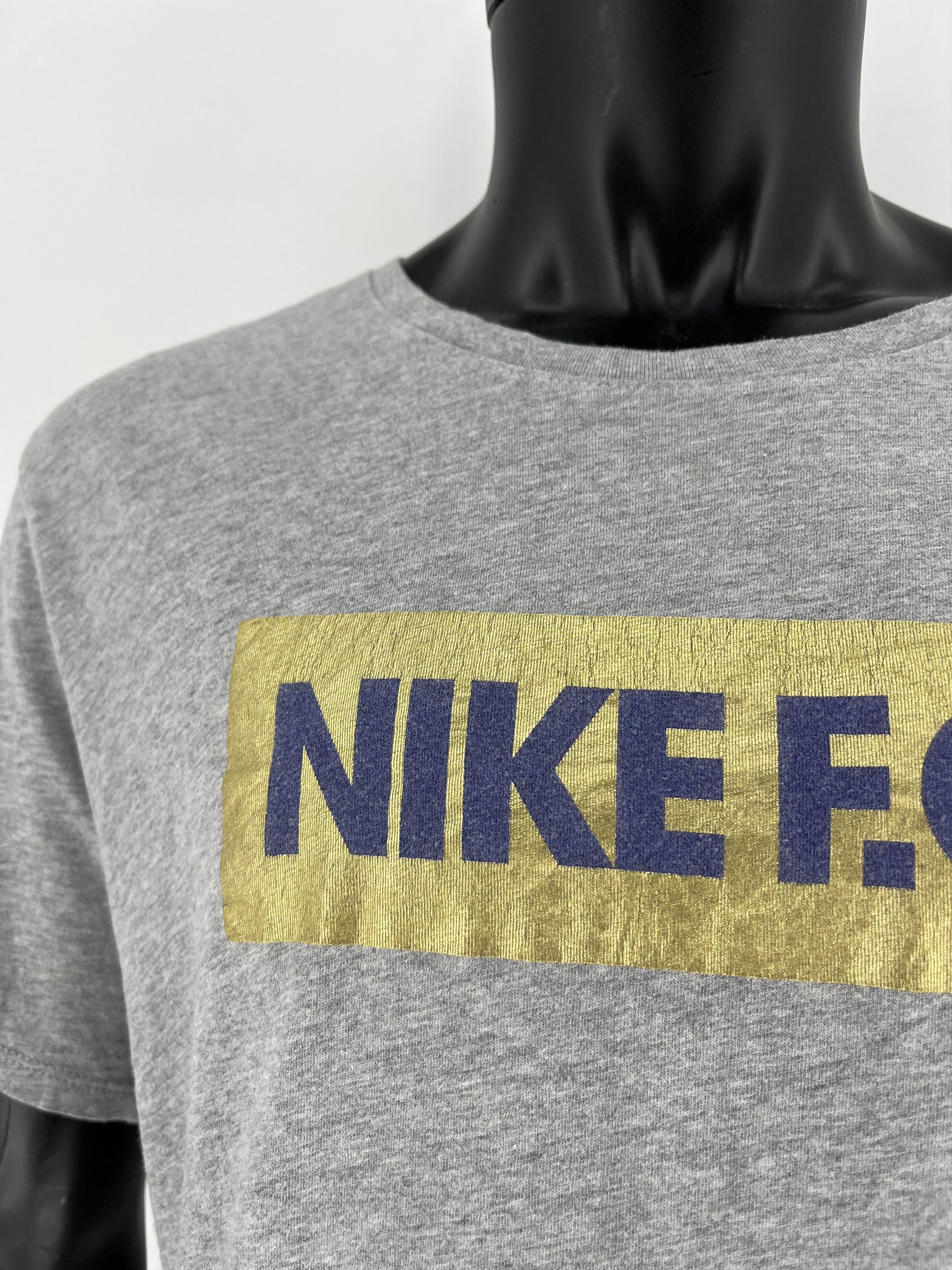 Nike Vintage 90s Nike F.C. Swoosh Logo Tee Travis Scott Style Size US L / EU 52-54 / 3 - 7 Thumbnail