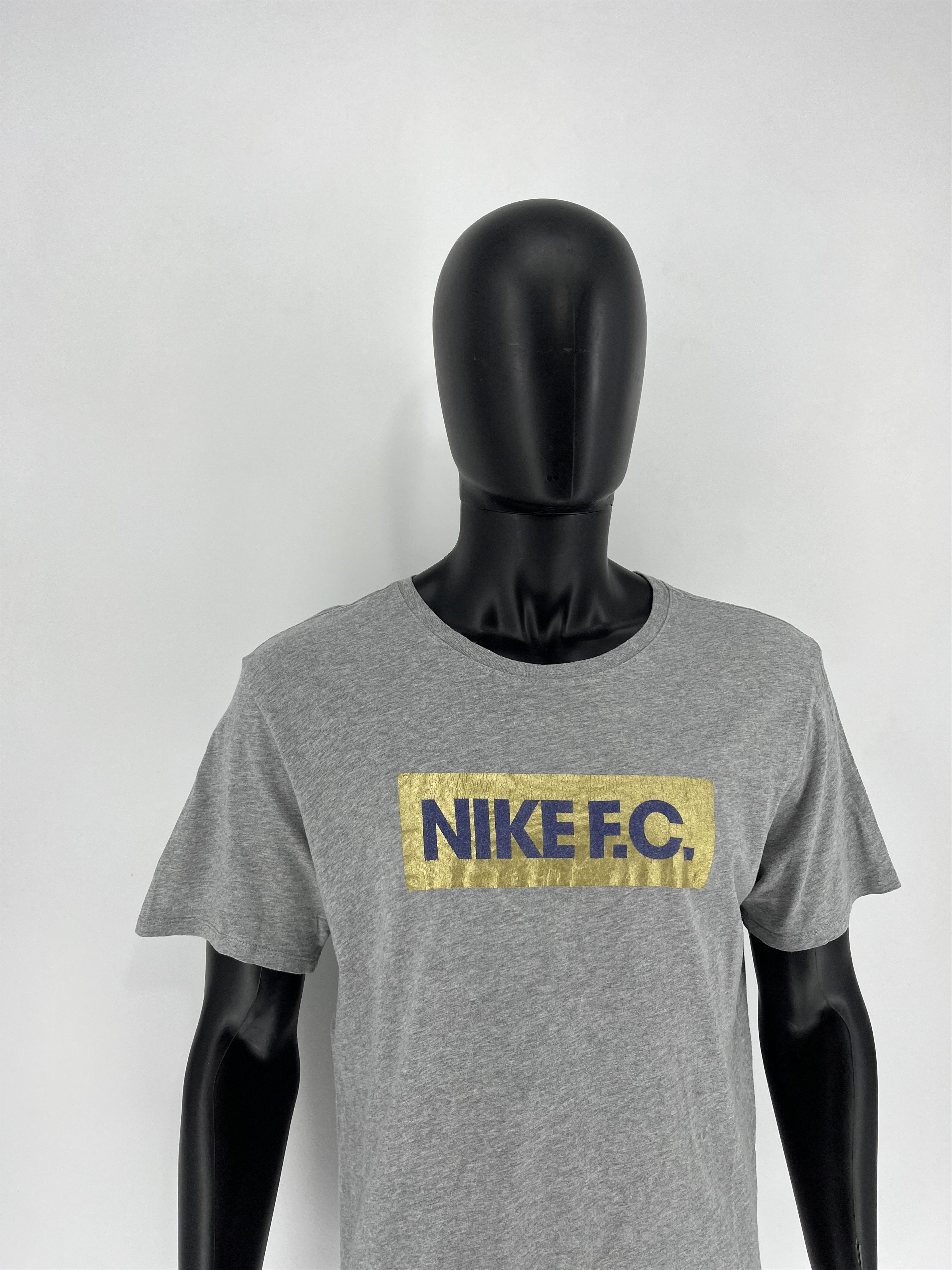 Nike Vintage 90s Nike F.C. Swoosh Logo Tee Travis Scott Style Size US L / EU 52-54 / 3 - 3 Thumbnail