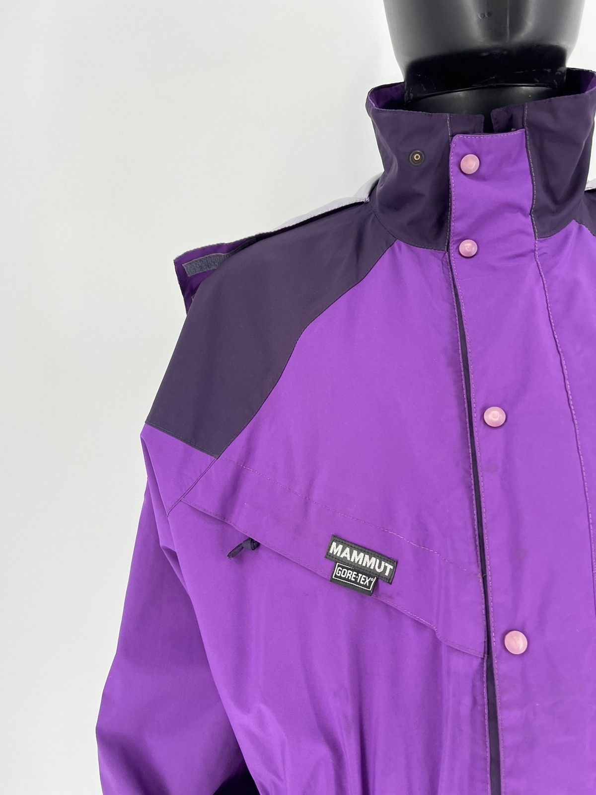 Mammut × Vintage Vintage Mammut Dry Tech Gore Tex Ski Hooded Heavy Jacket Size US L / EU 52-54 / 3 - 7 Thumbnail