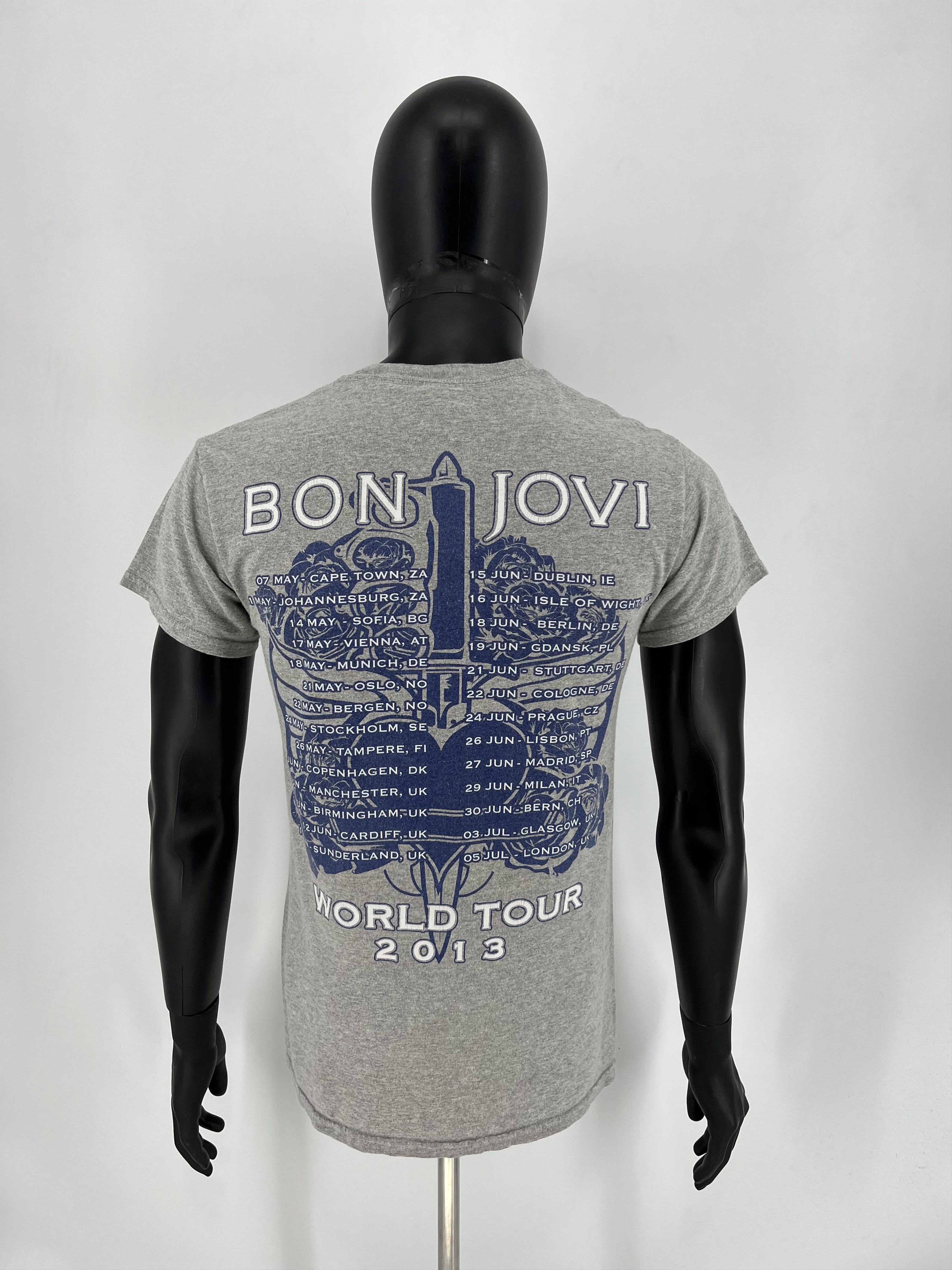 Band Tees Mens Vintage T Shirt Bon Jovi 2013 The world Tour Size S Size US S / EU 44-46 / 1 - 5 Thumbnail