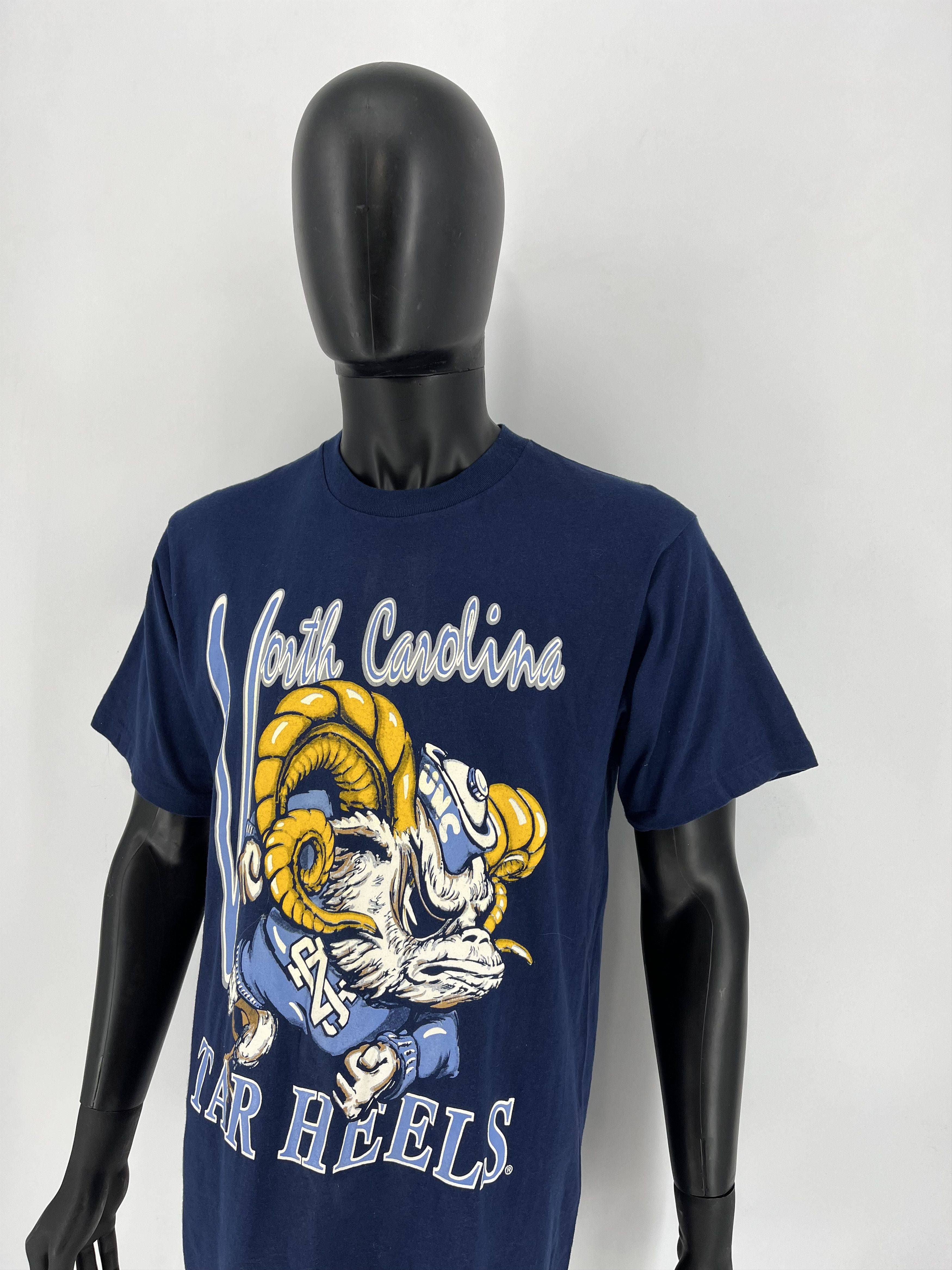 NBA × Vintage Vintage 90s North Carolina Tar Heels Tee, Single Stitch Size US M / EU 48-50 / 2 - 4 Thumbnail