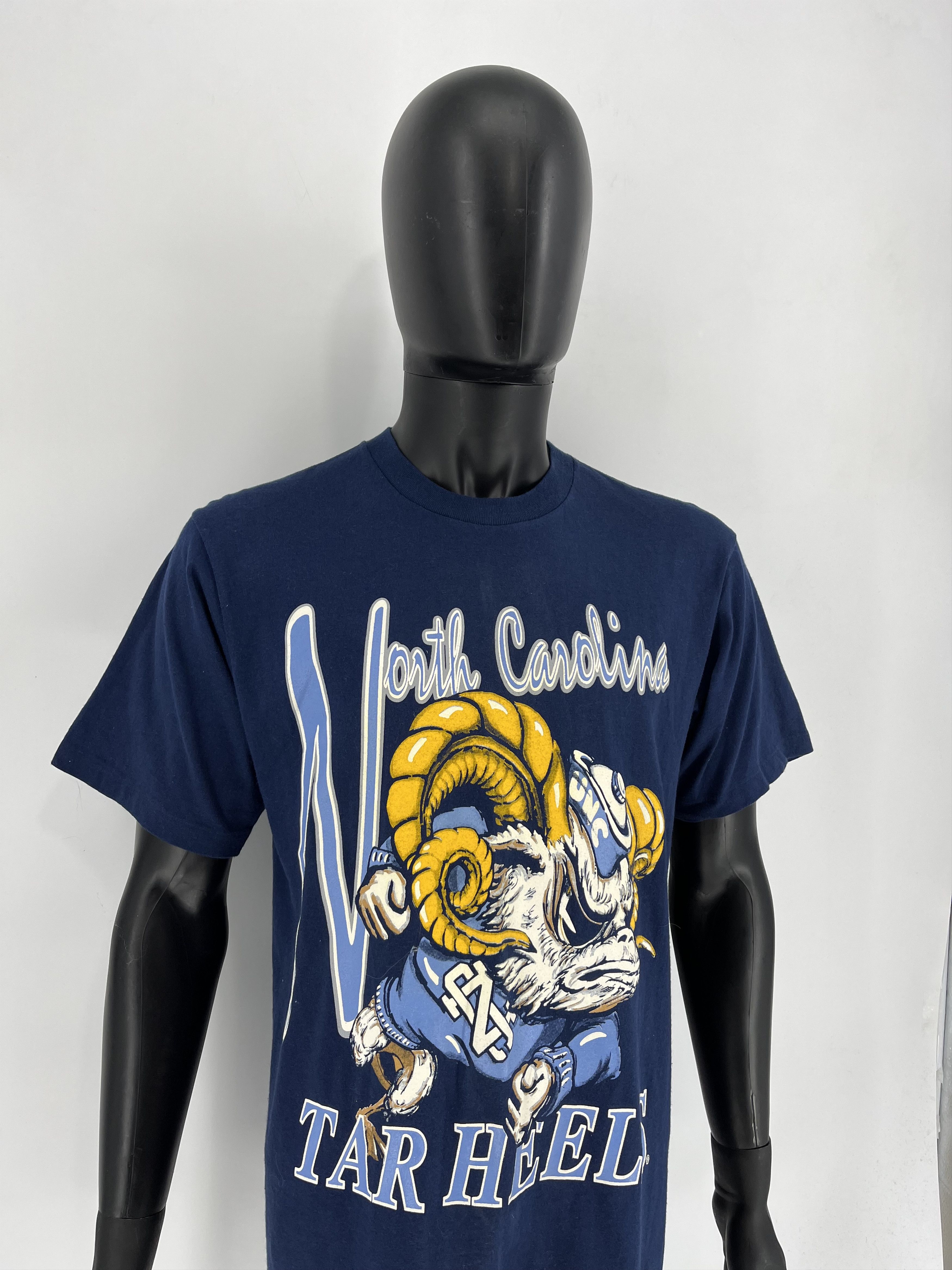 NBA × Vintage Vintage 90s North Carolina Tar Heels Tee, Single Stitch Size US M / EU 48-50 / 2 - 3 Thumbnail