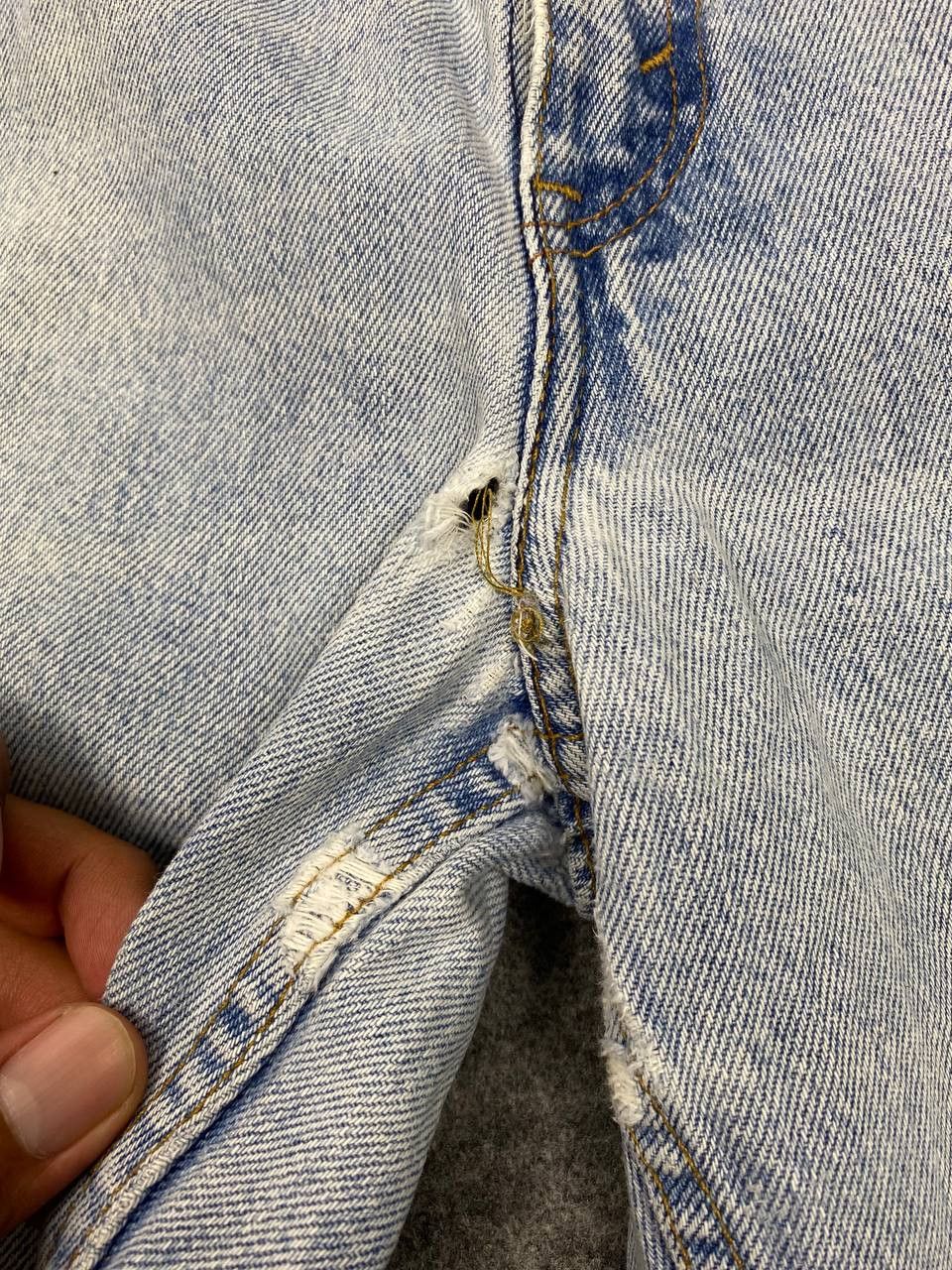 Levi's vintage levis 550 distressed denim Size US 30 / EU 46 - 9 Thumbnail