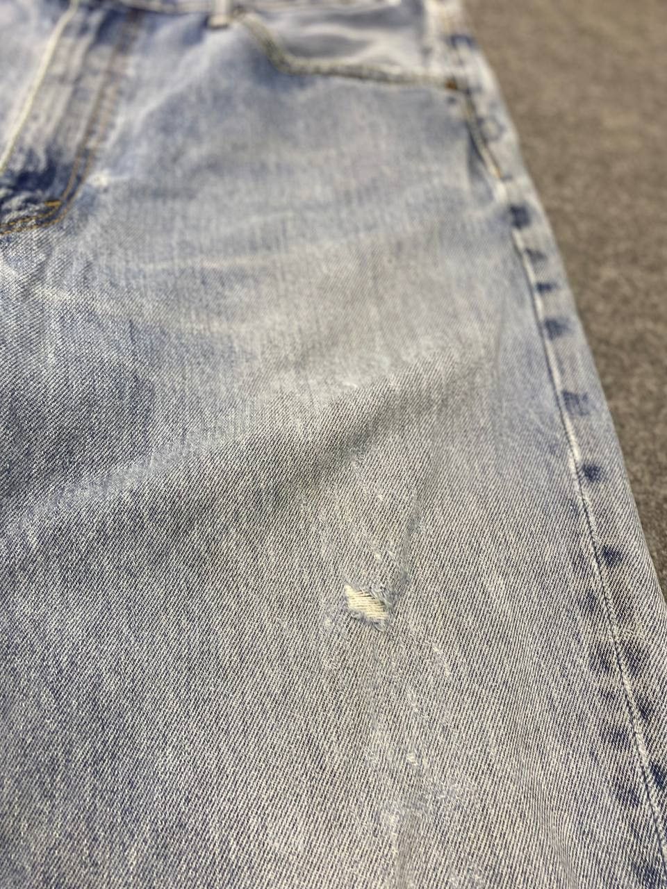 Levi's levis 550 relaxed fit distressed denim Size US 37 - 9 Thumbnail