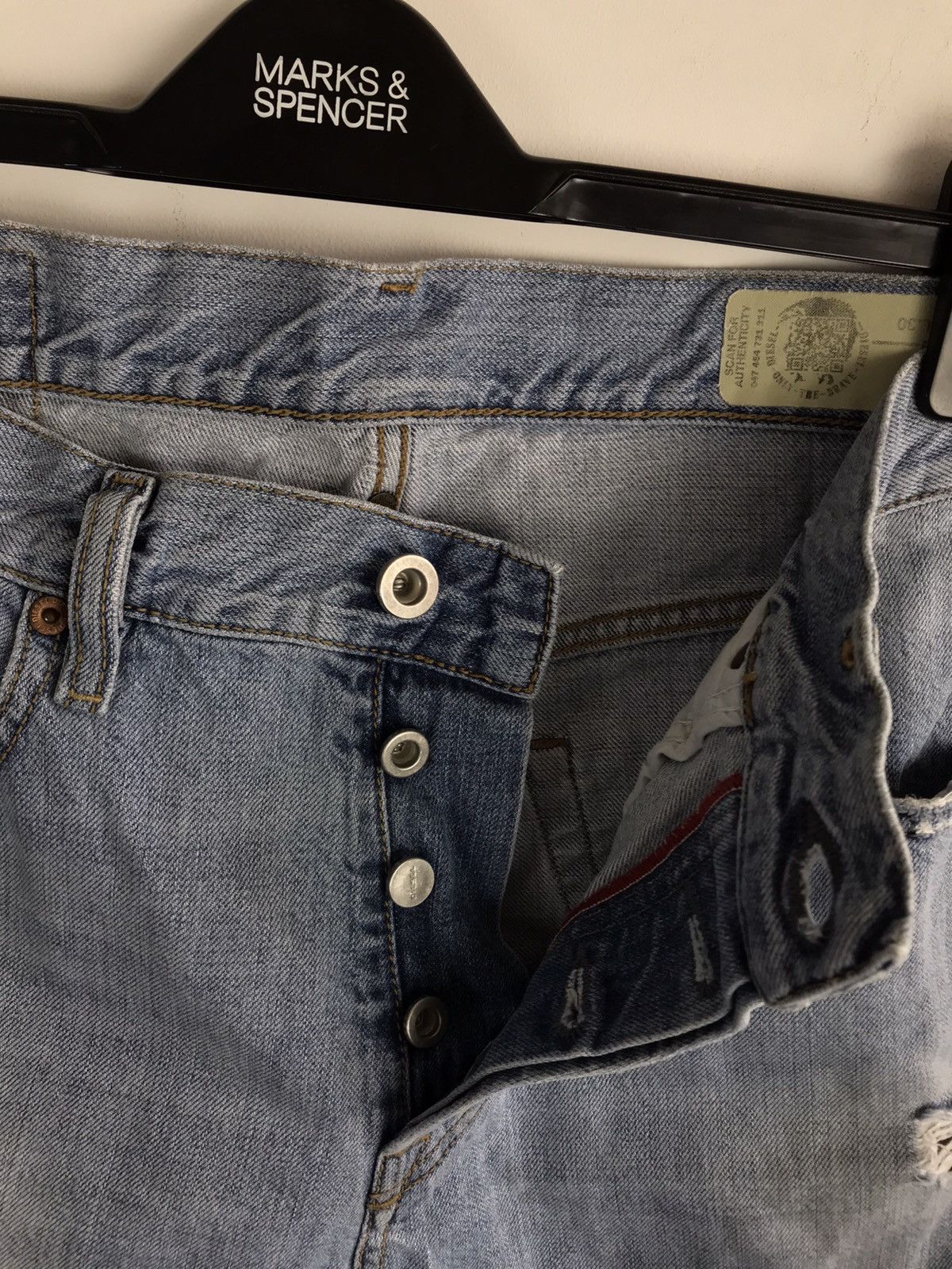 Diesel × Vintage Vintage Diesel Distressed Blue Denim Jeans Made In Italy Size US 30 / EU 46 - 4 Thumbnail