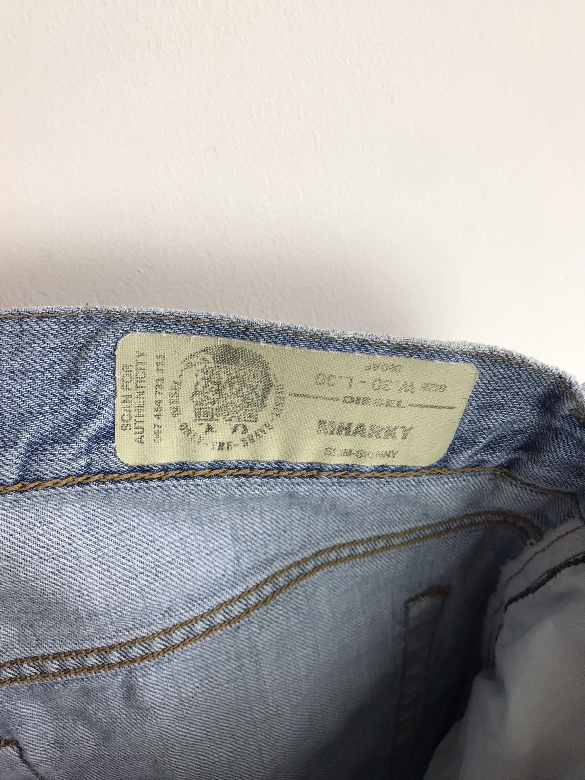 Diesel × Vintage Vintage Diesel Distressed Blue Denim Jeans Made In Italy Size US 30 / EU 46 - 7 Thumbnail