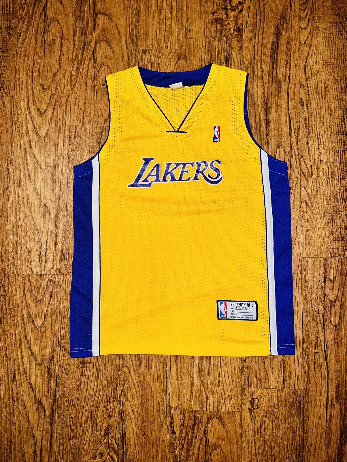 NBA × Vintage Vintage NBA LA Lakers Jersey Size US XL / EU 56 / 4 - 5 Thumbnail