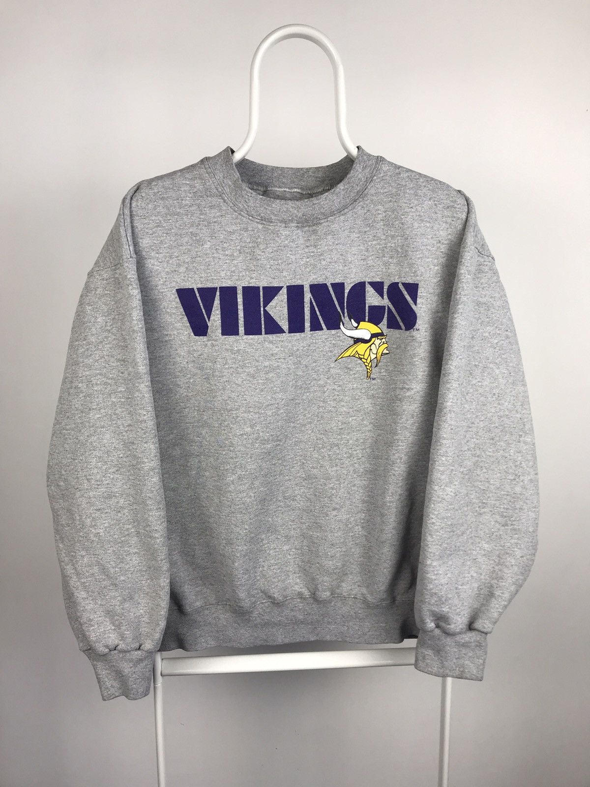 Majestic × Vintage Vintage Majestic Vikings Team Heavy Cotton Sweatshirt Size US M / EU 48-50 / 2 - 1 Thumbnail