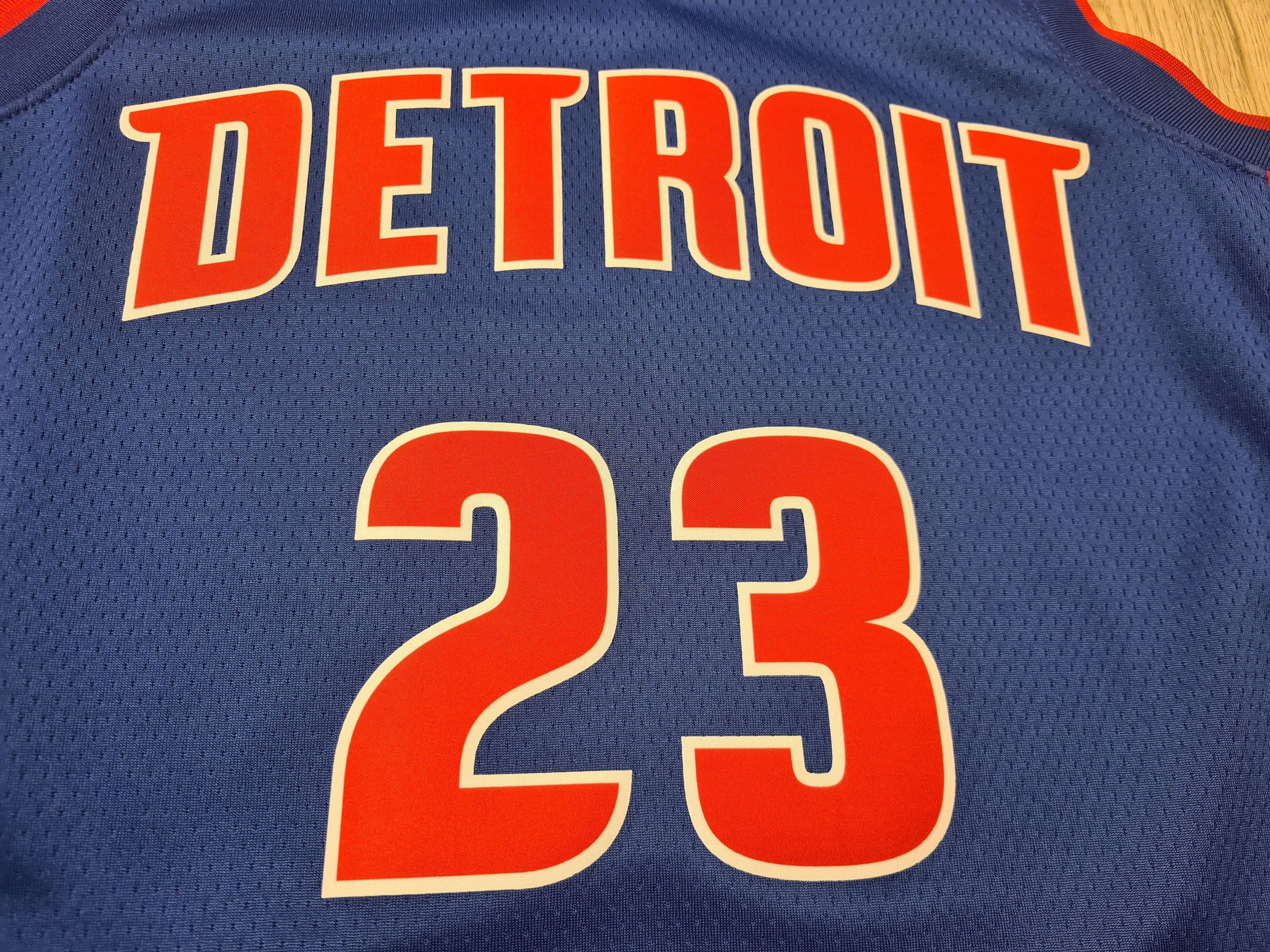 NBA DETROIT PISTONS JERSEY GRIFFIN #23 BASKETBALL SHIRT JERSEY Size US M / EU 48-50 / 2 - 4 Thumbnail