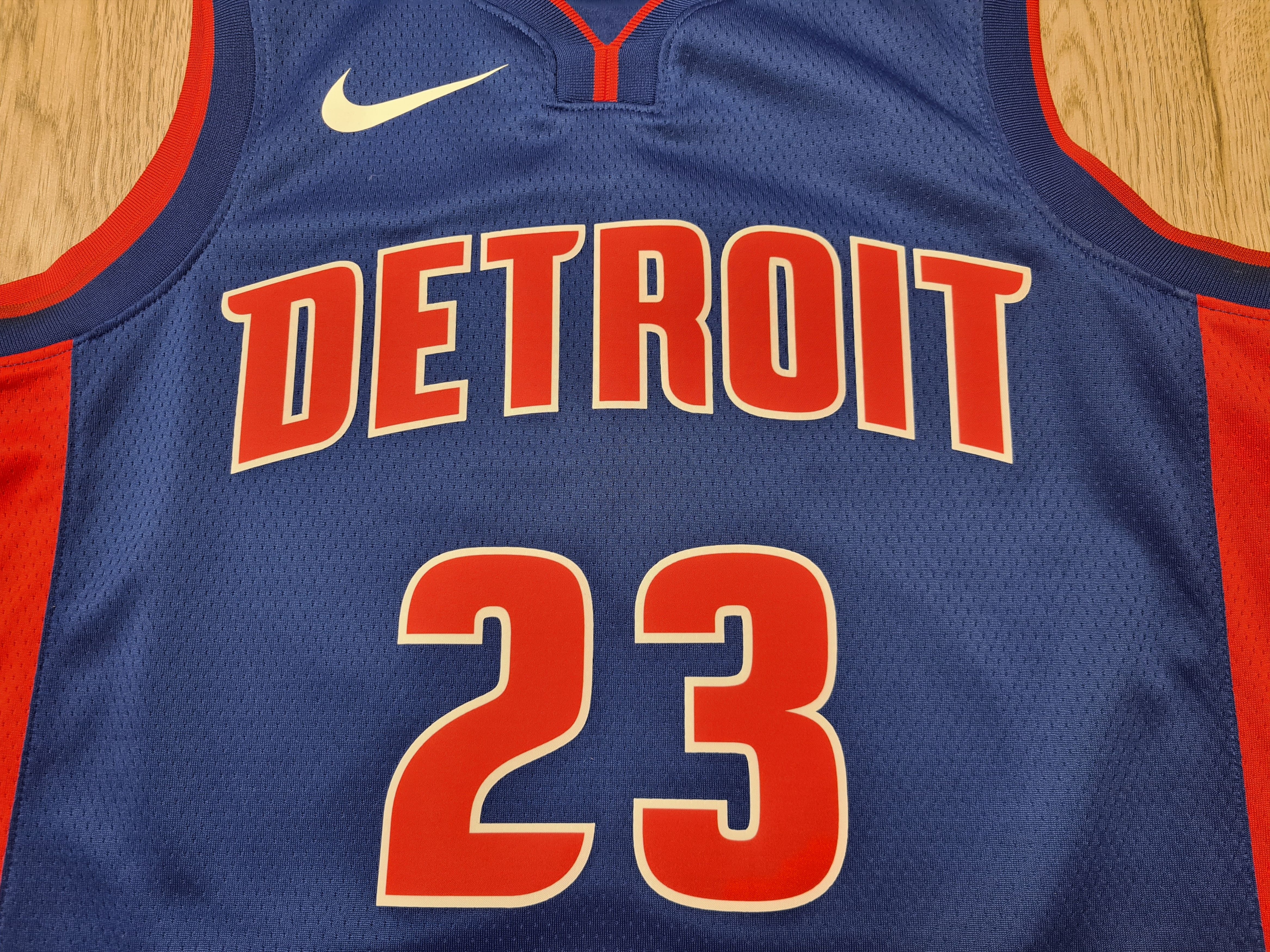 NBA DETROIT PISTONS JERSEY GRIFFIN #23 BASKETBALL SHIRT JERSEY Size US M / EU 48-50 / 2 - 3 Thumbnail